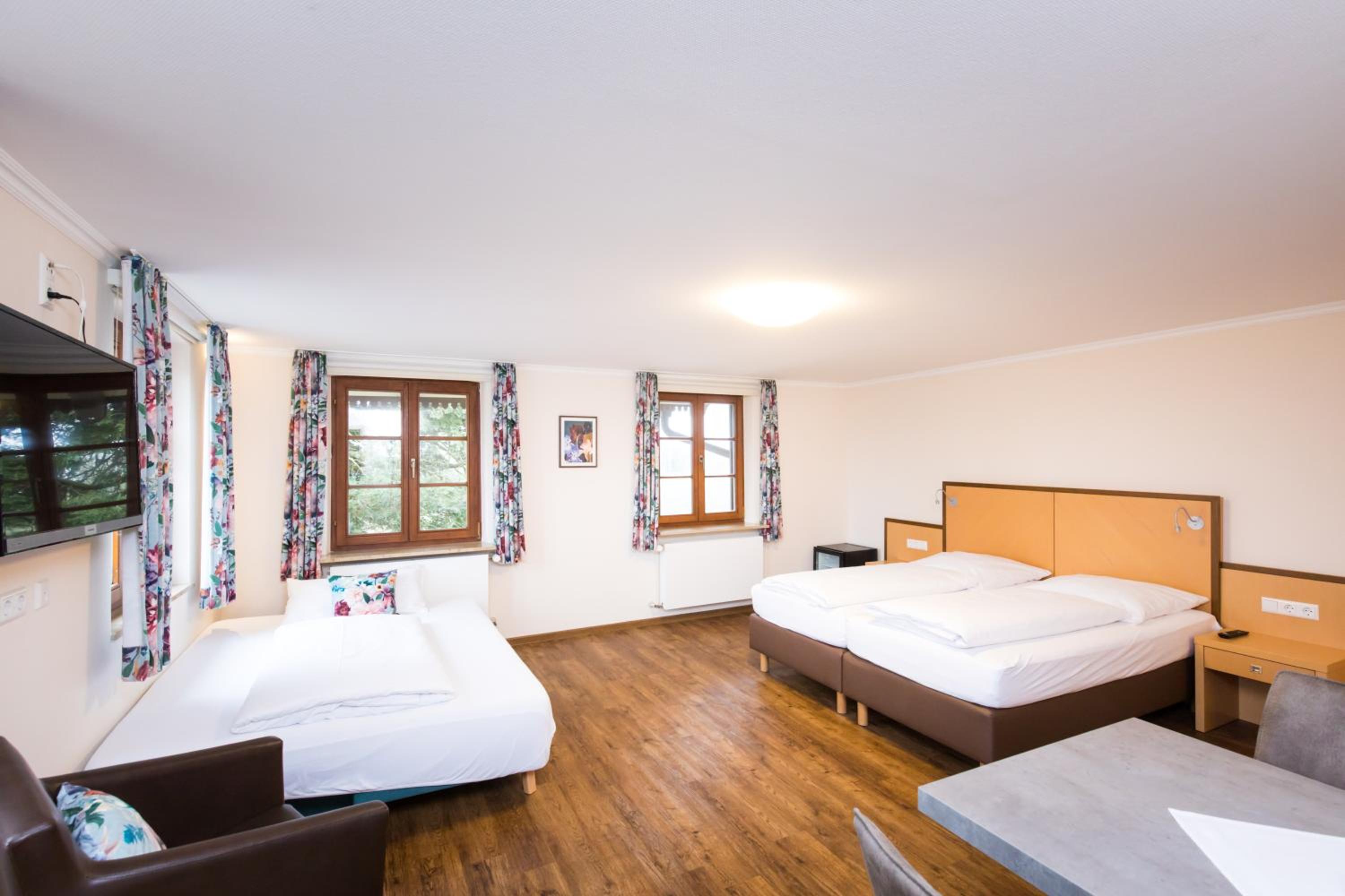 Triple Room - Photo 8