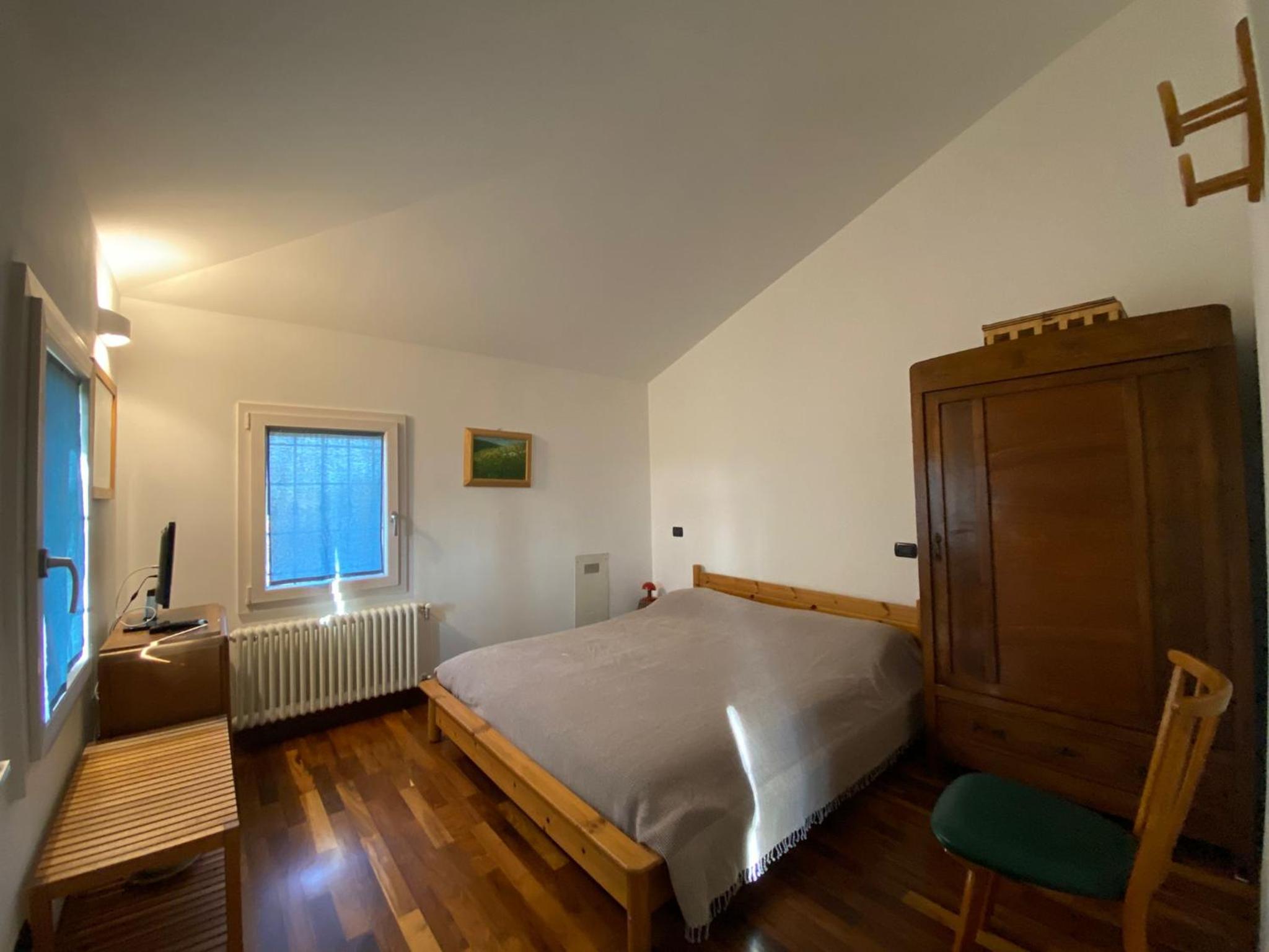 Double Room with Private External Bathroom photo 2
