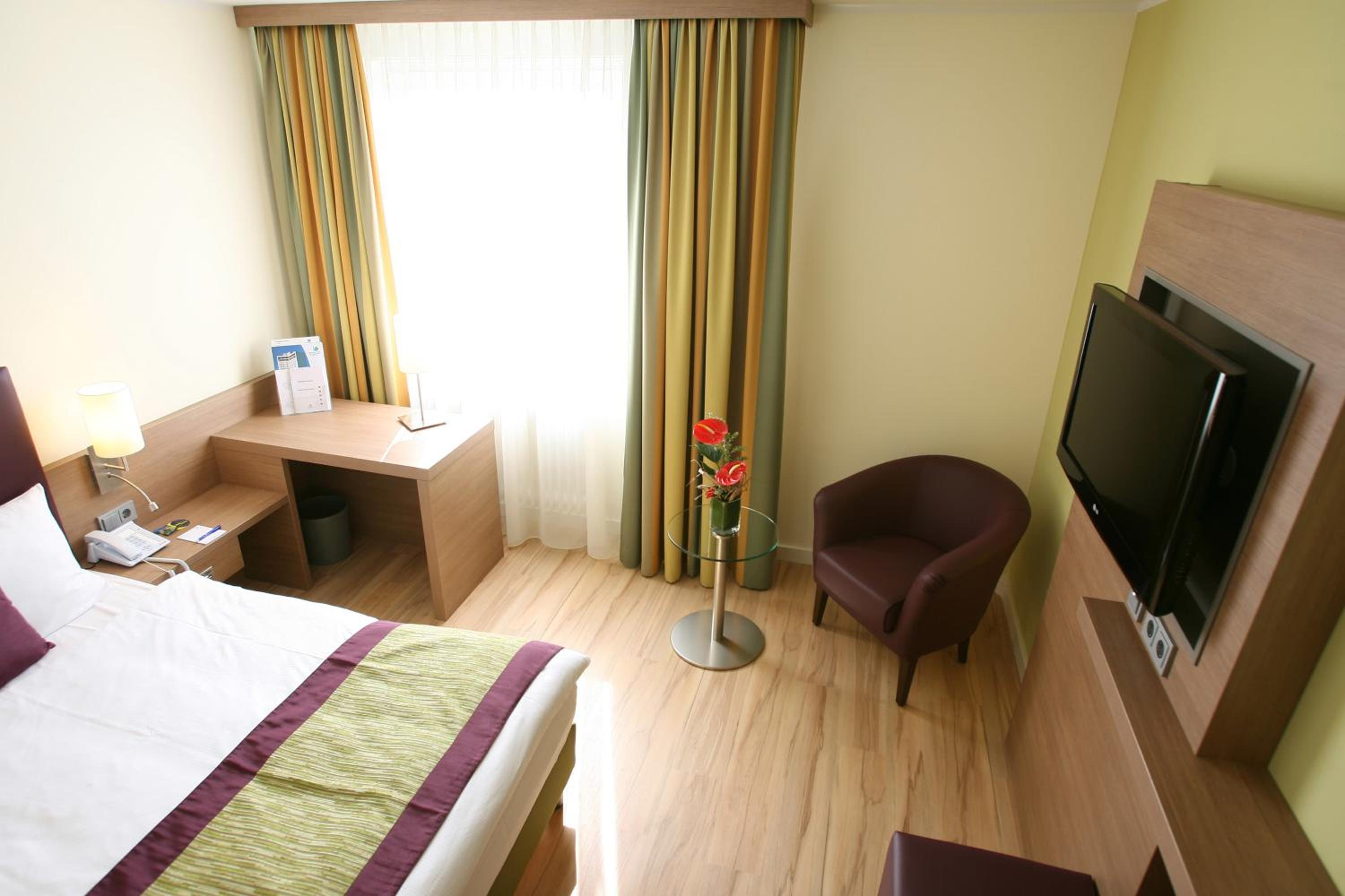 Classic Single Room