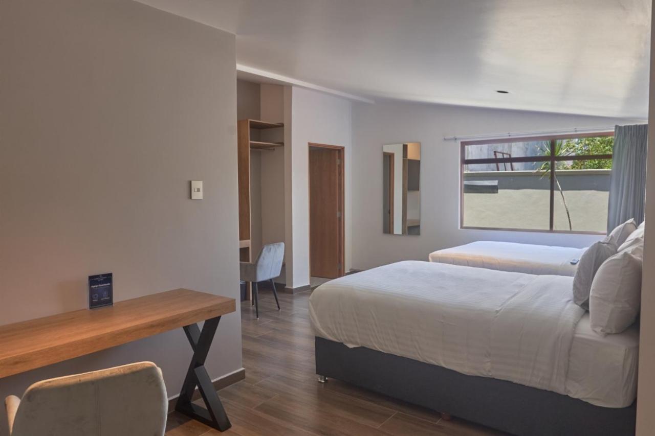 Deluxe Double Room with Two Double Beds photo 2