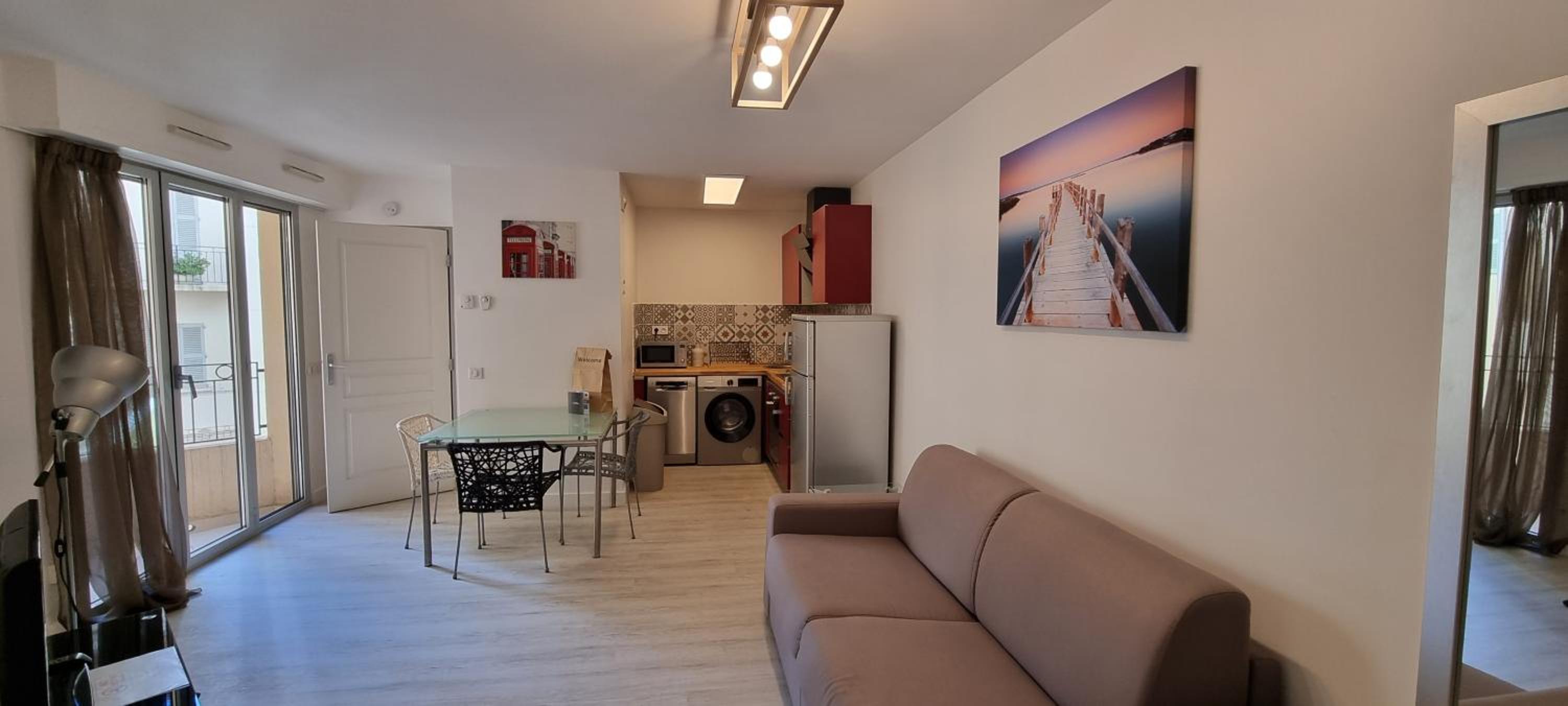 Superior Apartment