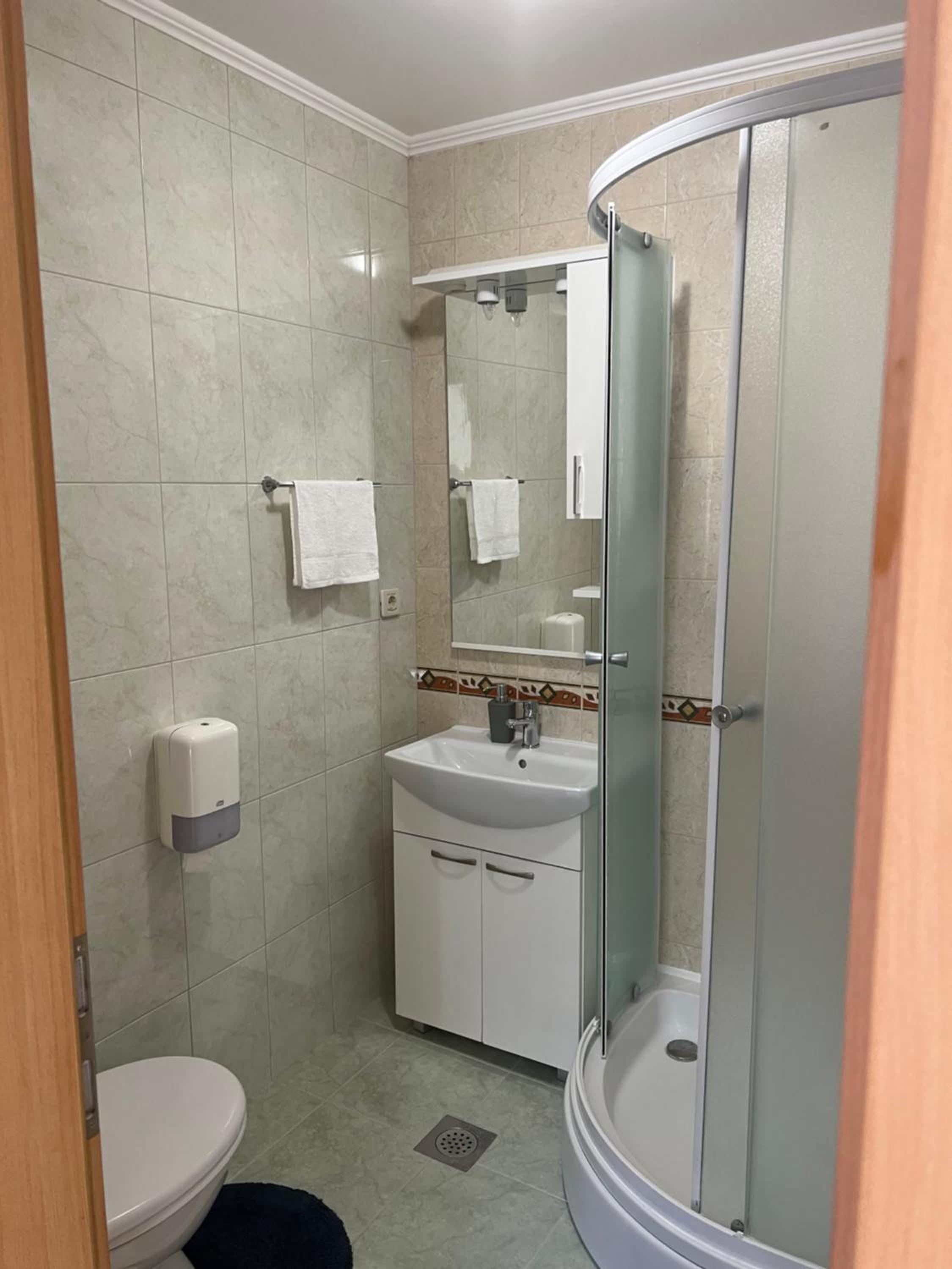 Double Room with Private Bathroom photo 2