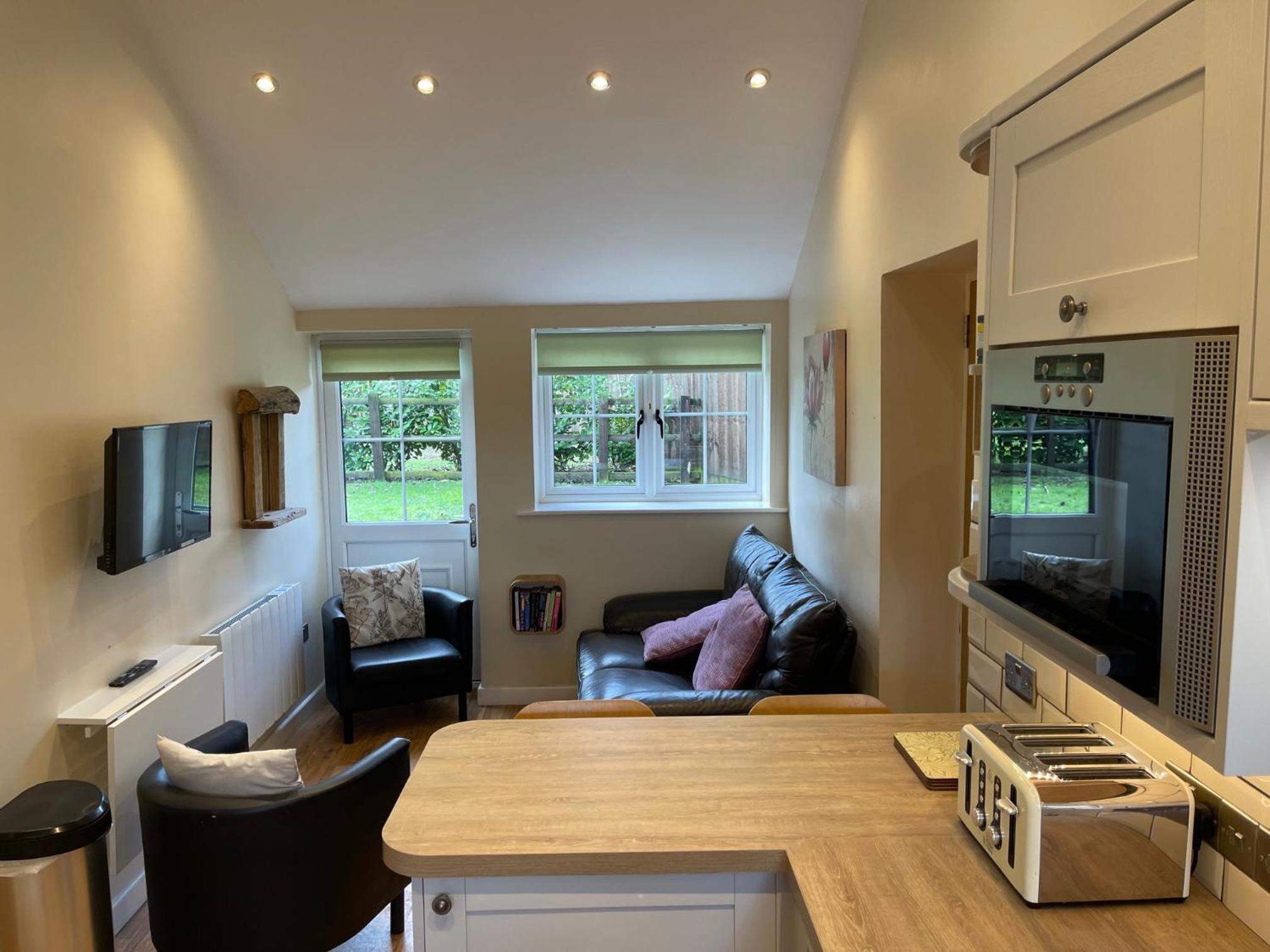 Two-Bedroom Cottage photo 1