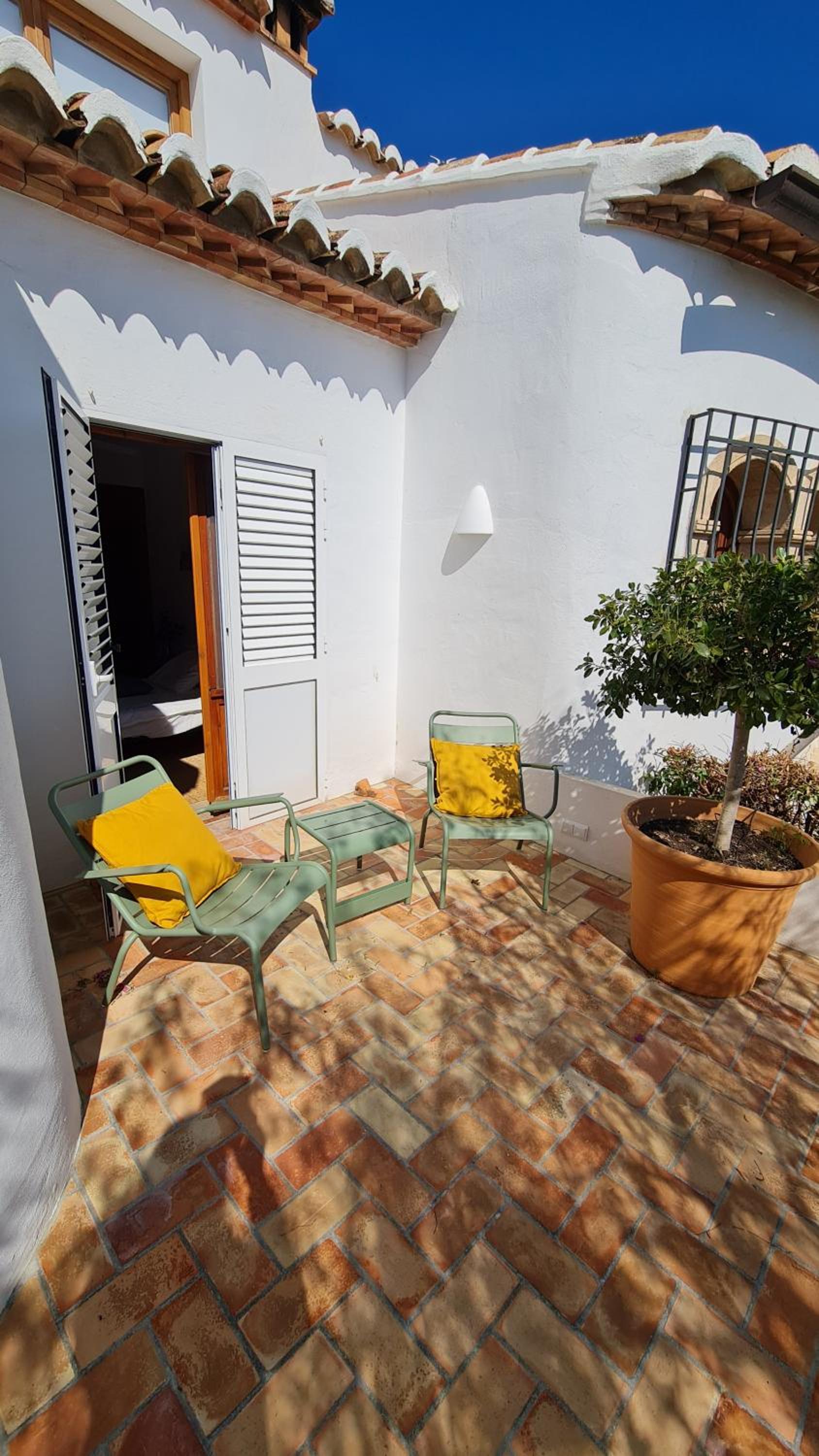 Villa - Beach Front photo 2