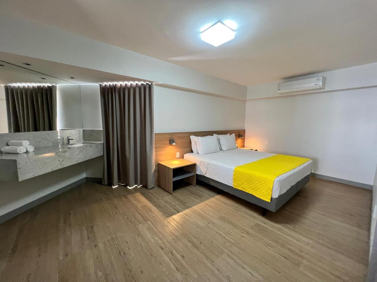 Suite Deluxe Superior Casal + 1 photo 3