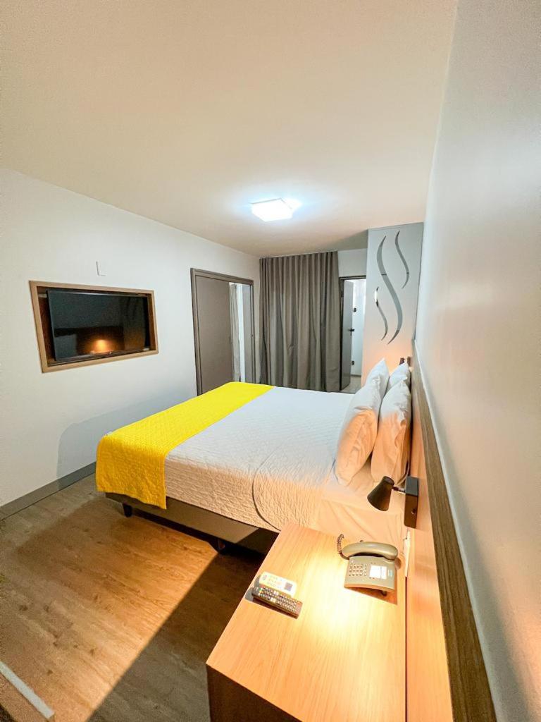 Suite Deluxe Superior Casal + 1 photo 2