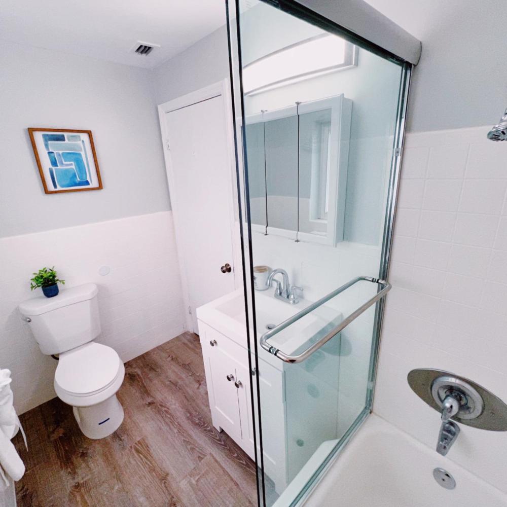 Premium Two Bedroom Family Suite with Kitchen and Sofa Bed - Photo 2
