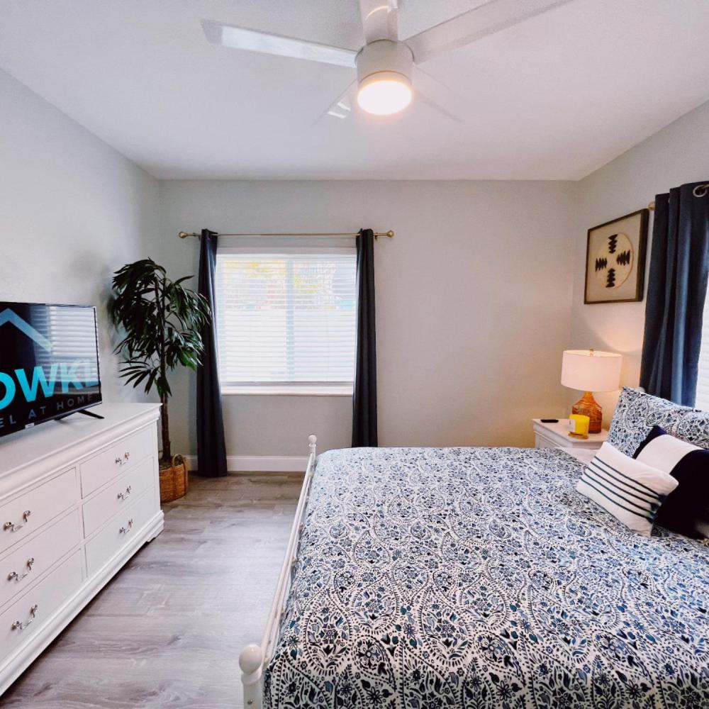 Premium Two Bedroom Family Suite with Kitchen and Sofa Bed - Photo 4