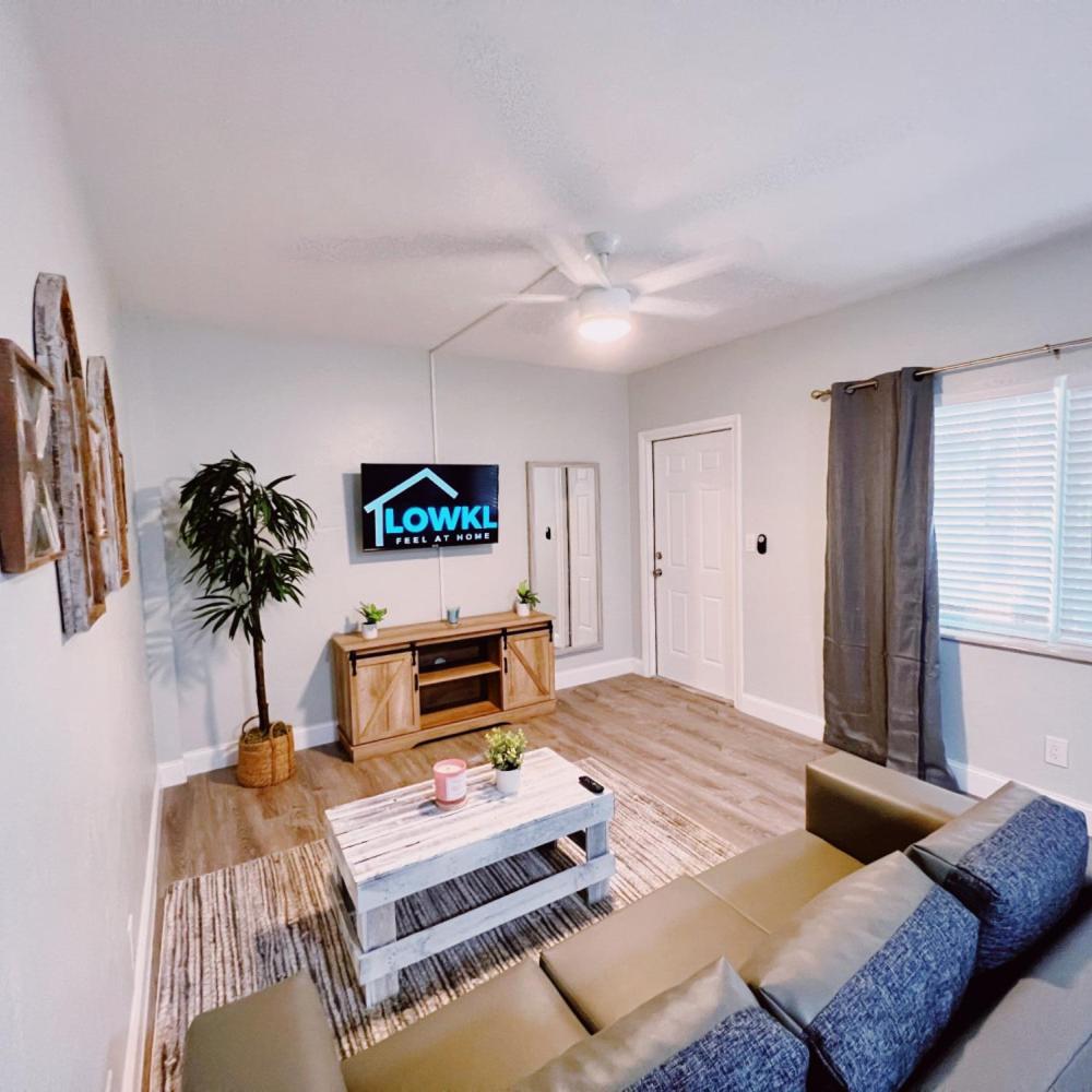 Premium Two Bedroom Family Suite with Kitchen and Sofa Bed - Photo 5