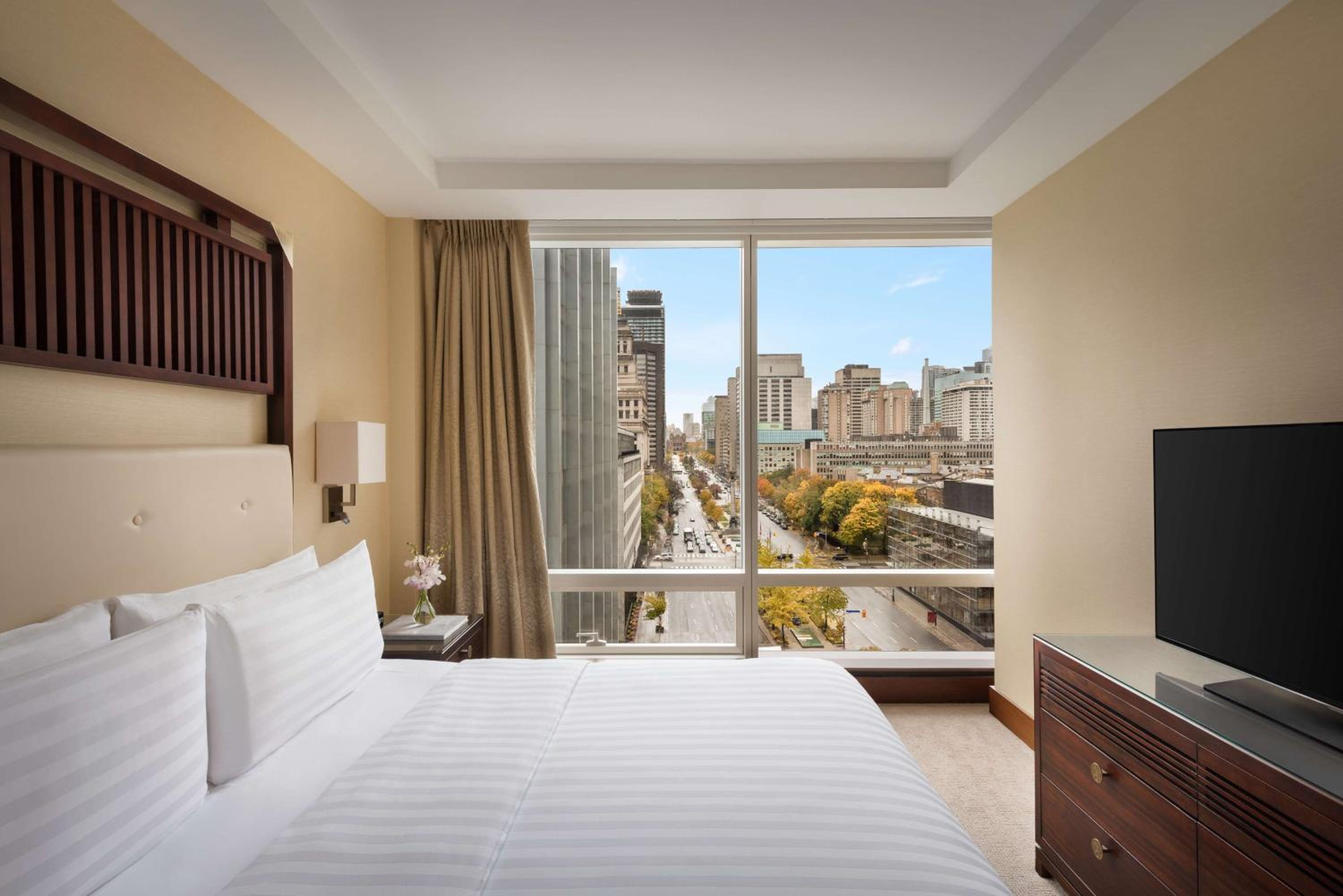 One-Bedroom Suite View thumbnail 6