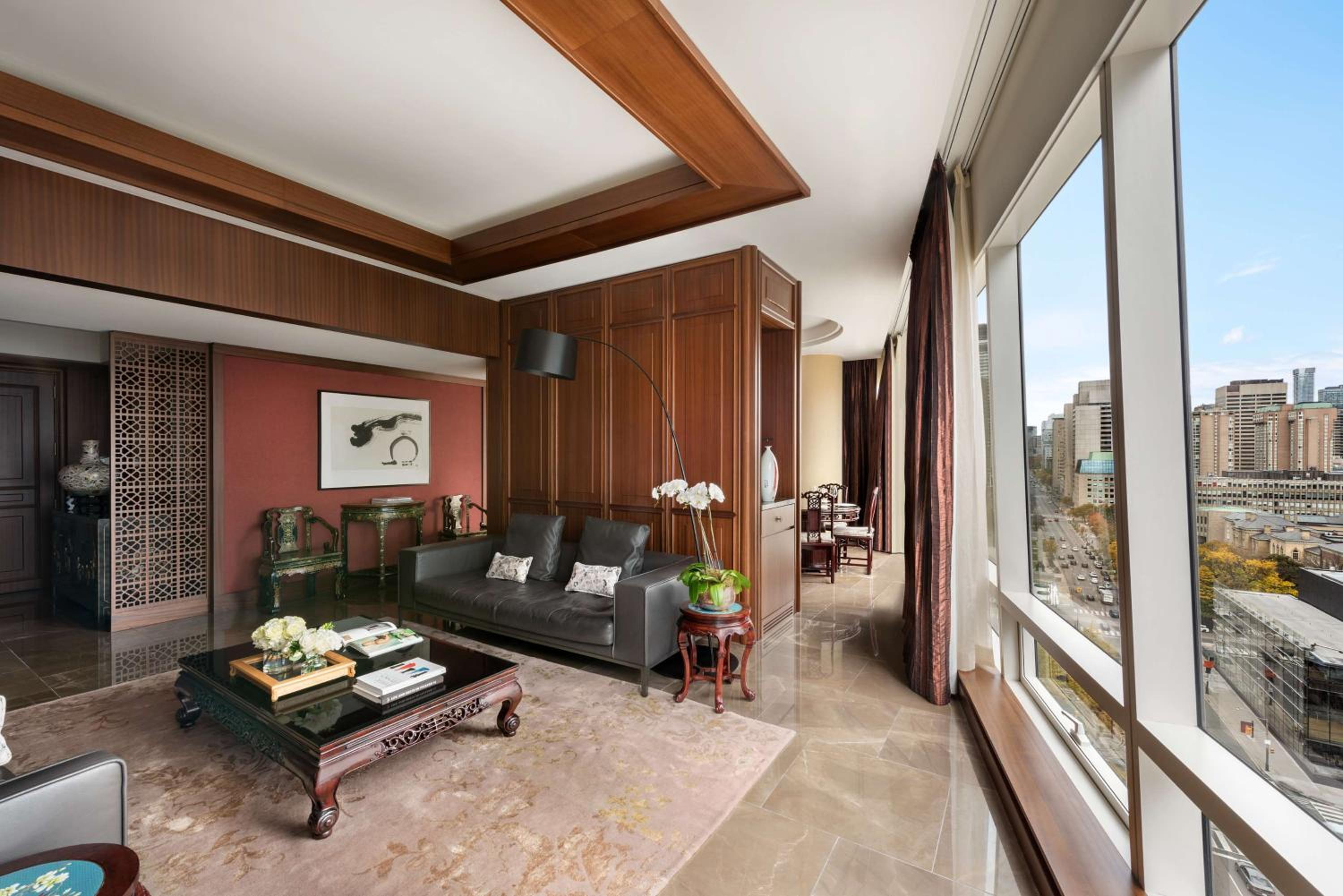Shangri-La Suite thumbnail 6