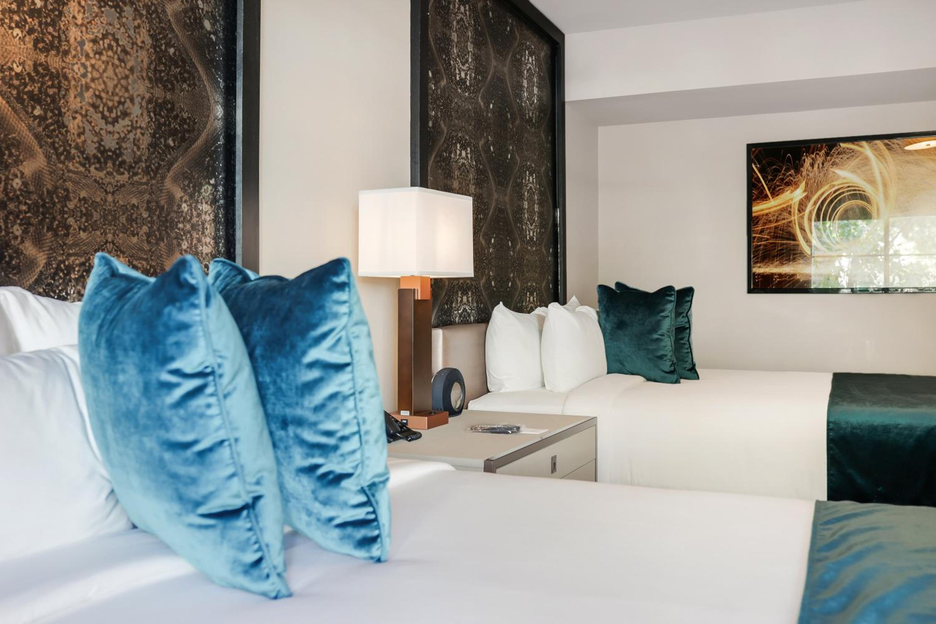 Double Room - Photo 12