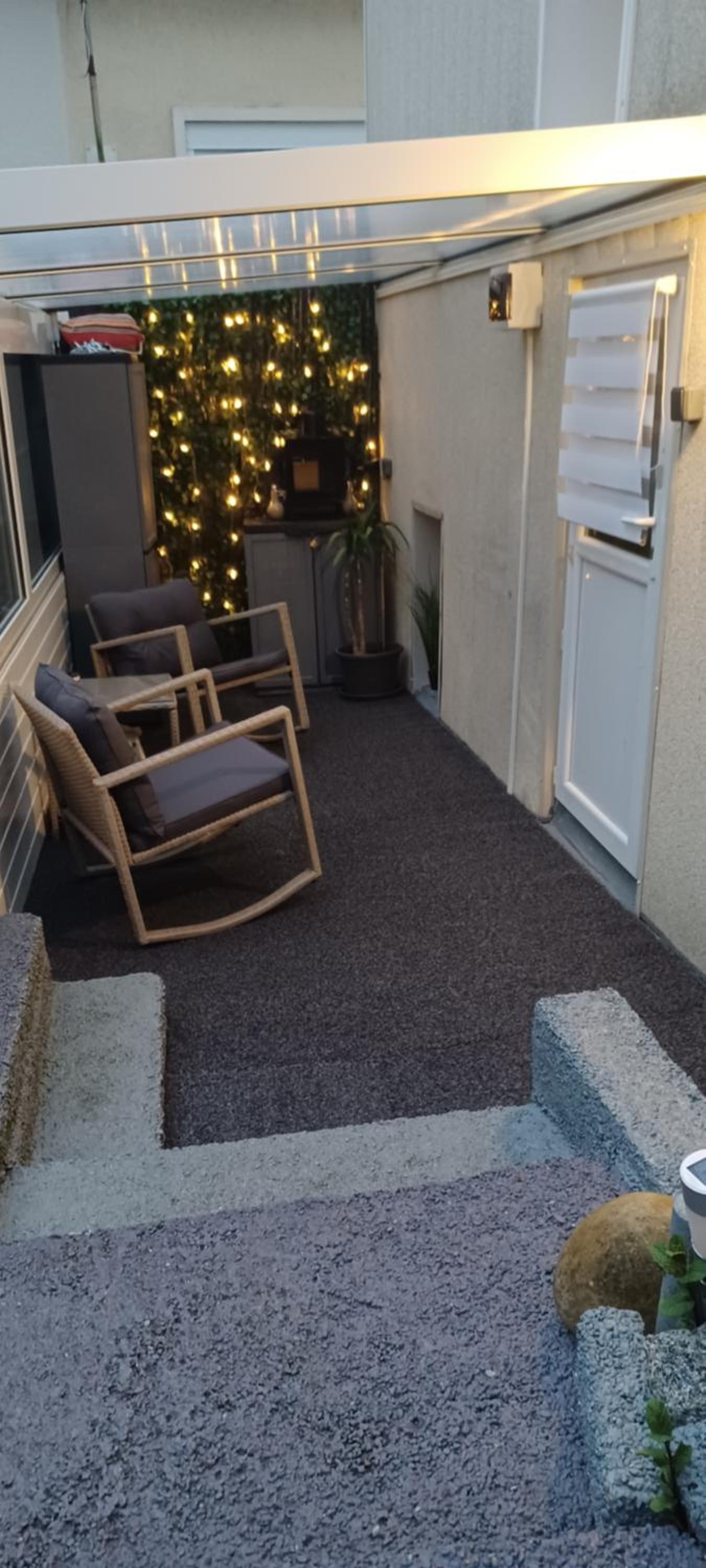 Two-Bedroom House - Photo 27
