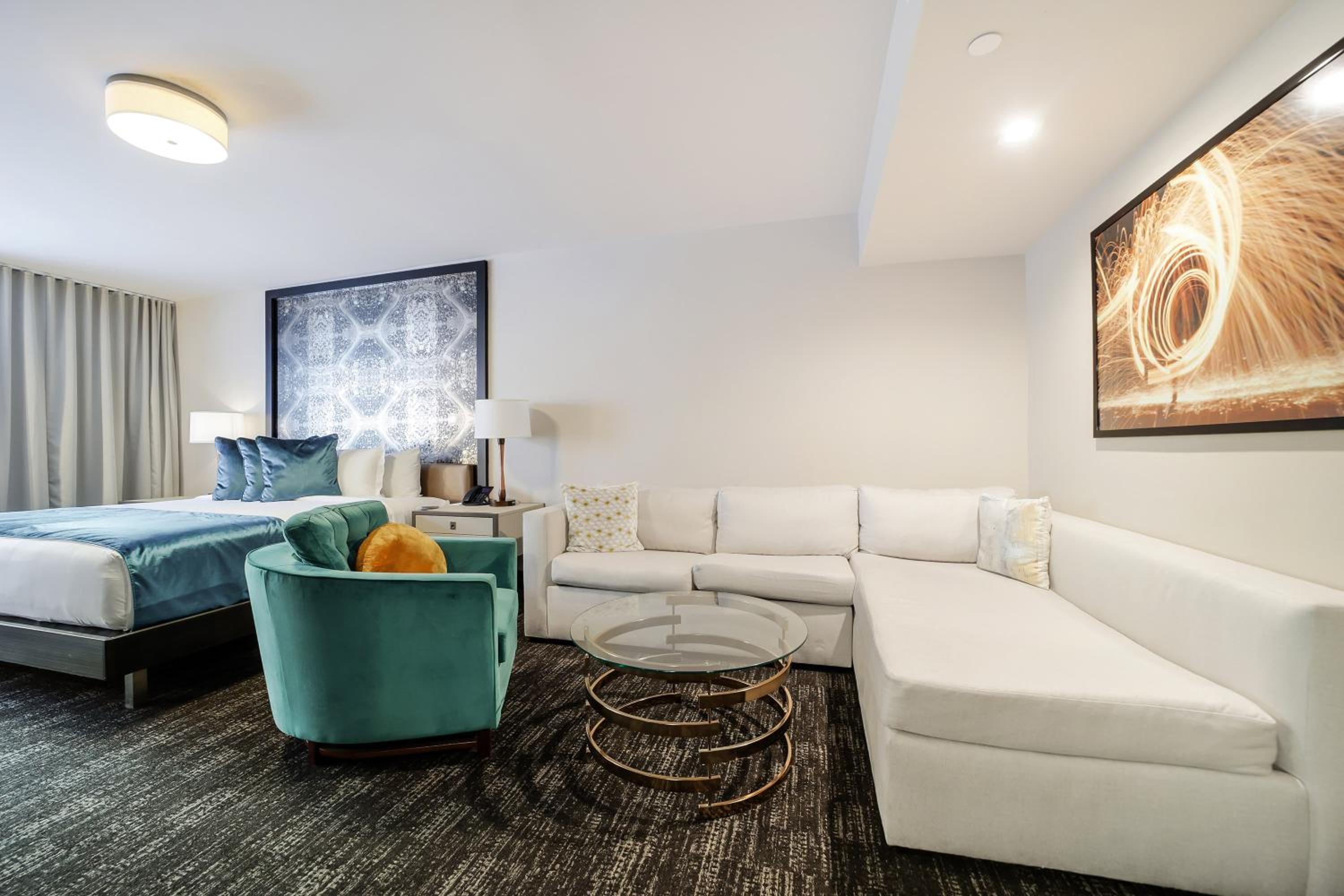 Junior Suite - Photo 1