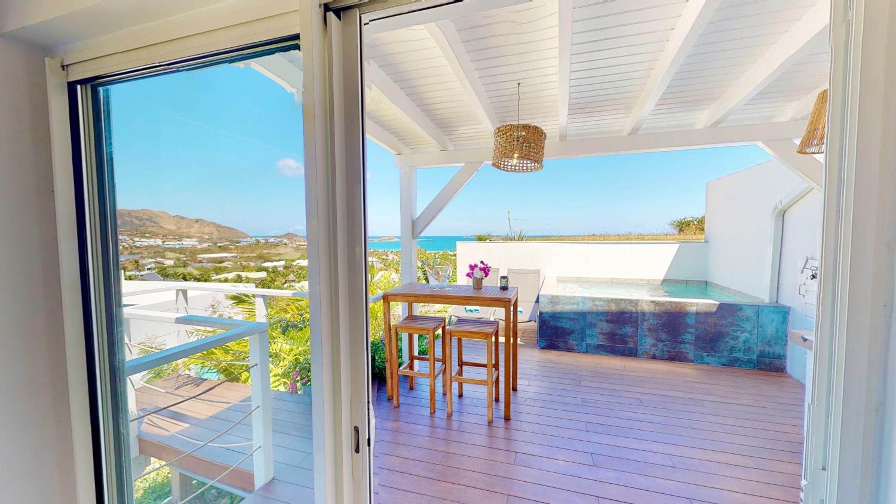 Apartment with Sea View photo 1