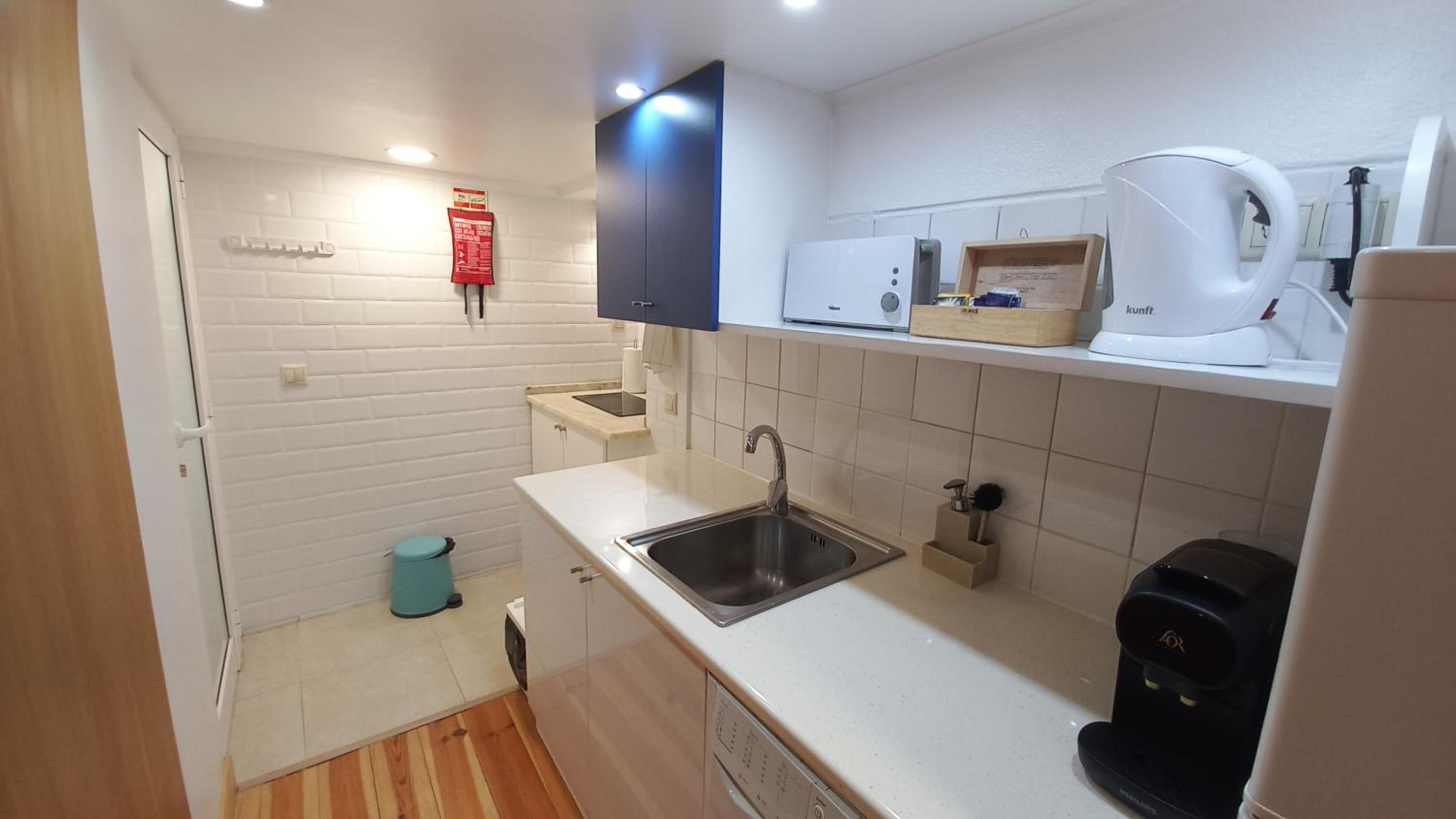 One-Bedroom Apartment - Photo 14