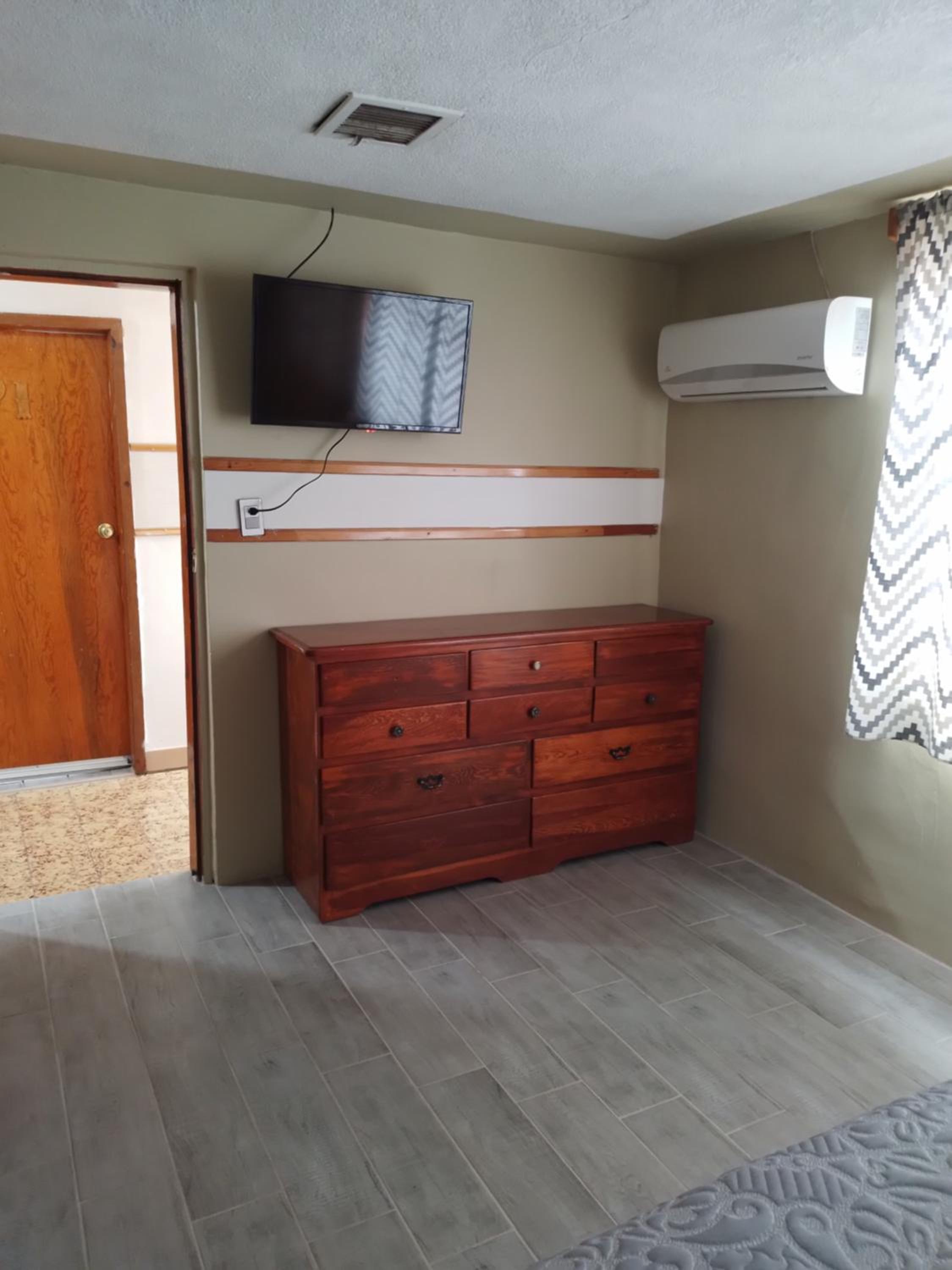 Double Room With Private Bathroom photo 3