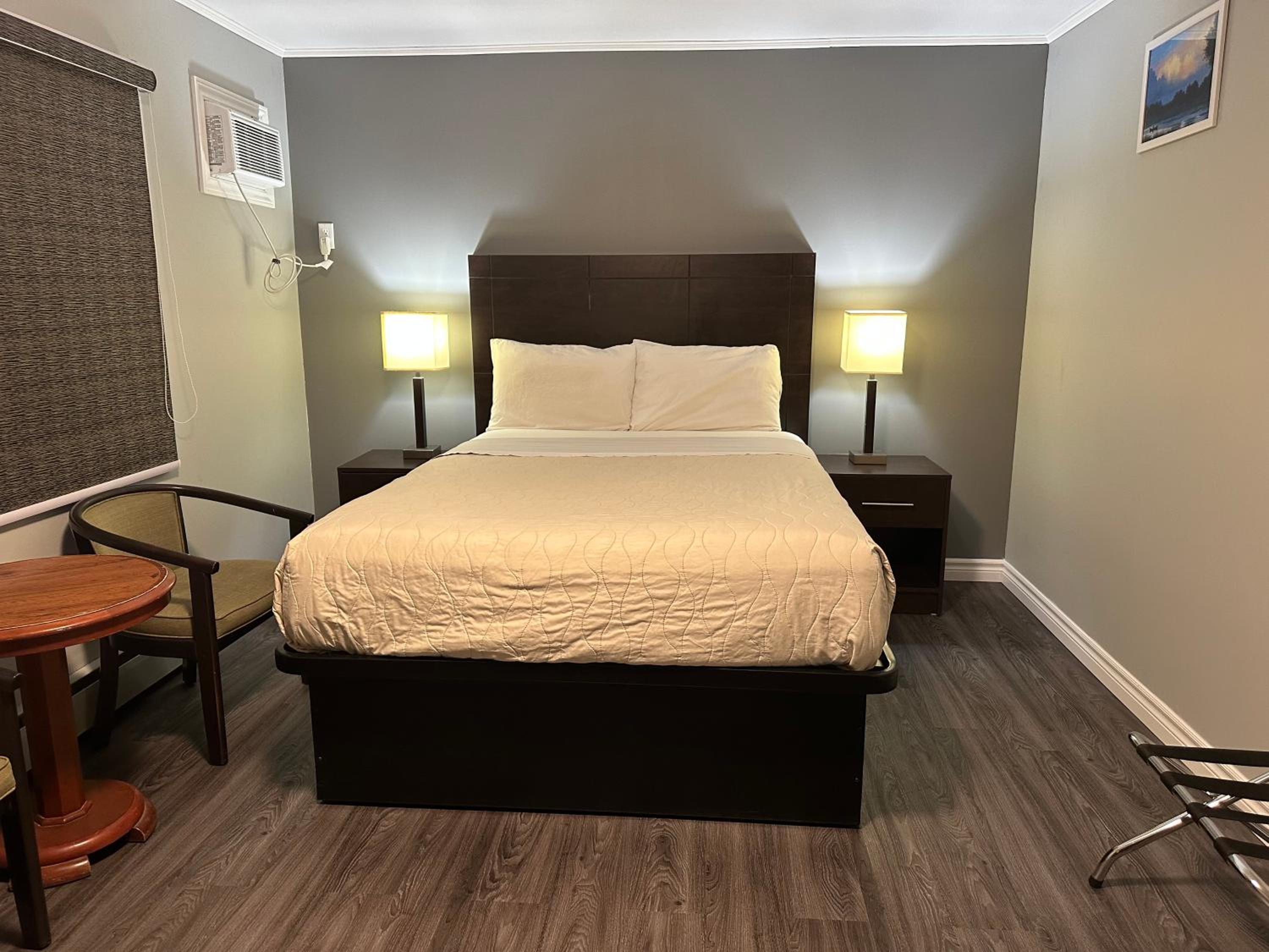 Deluxe Single Room photo 3