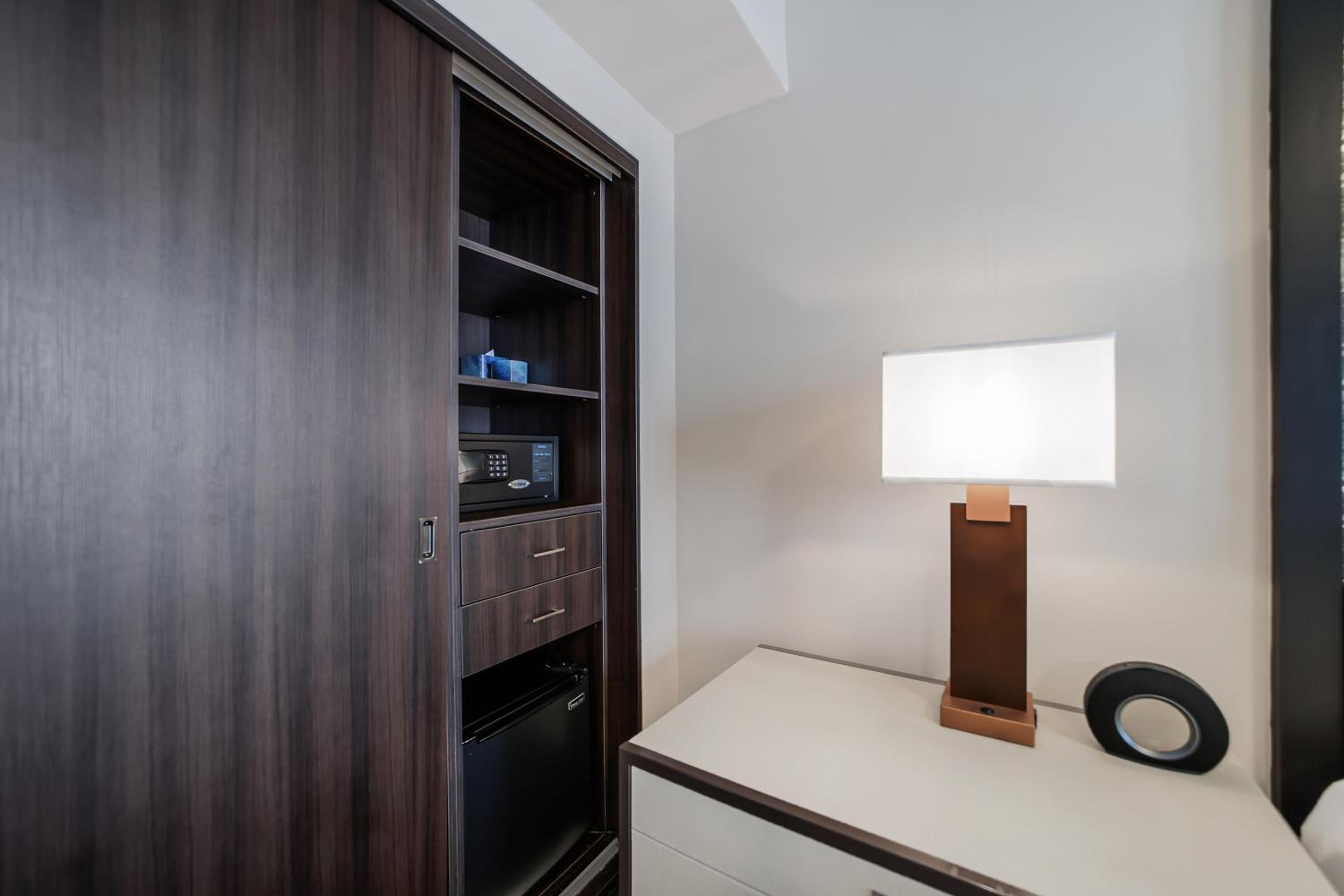 Queen Room - Photo 3