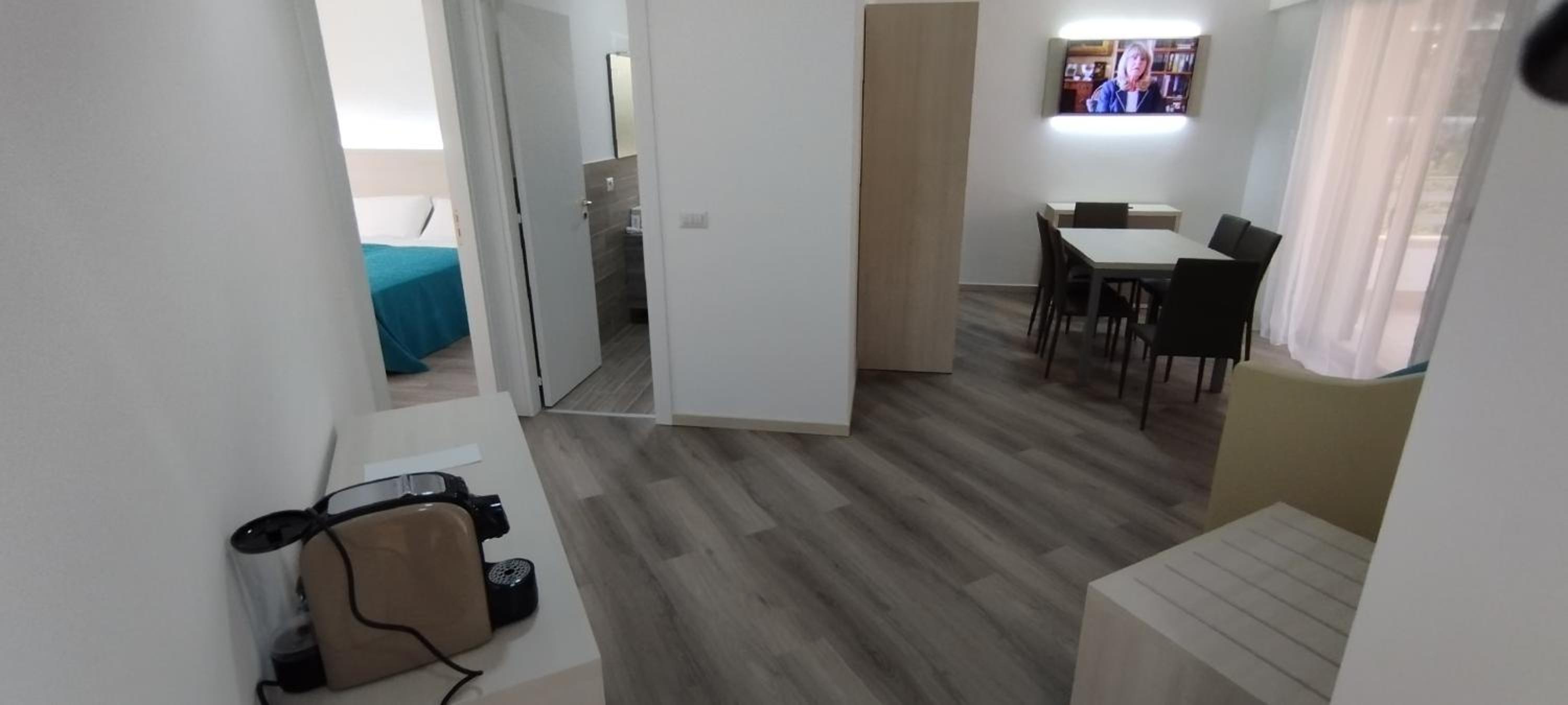 One-Bedroom Apartment