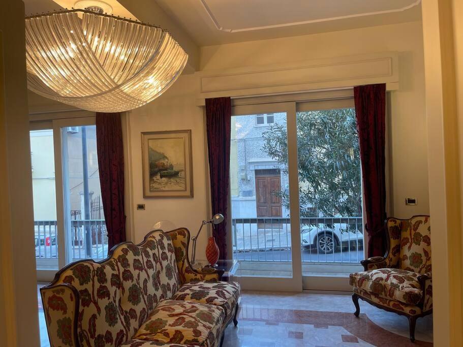 Three-Bedroom Apartment photo 1