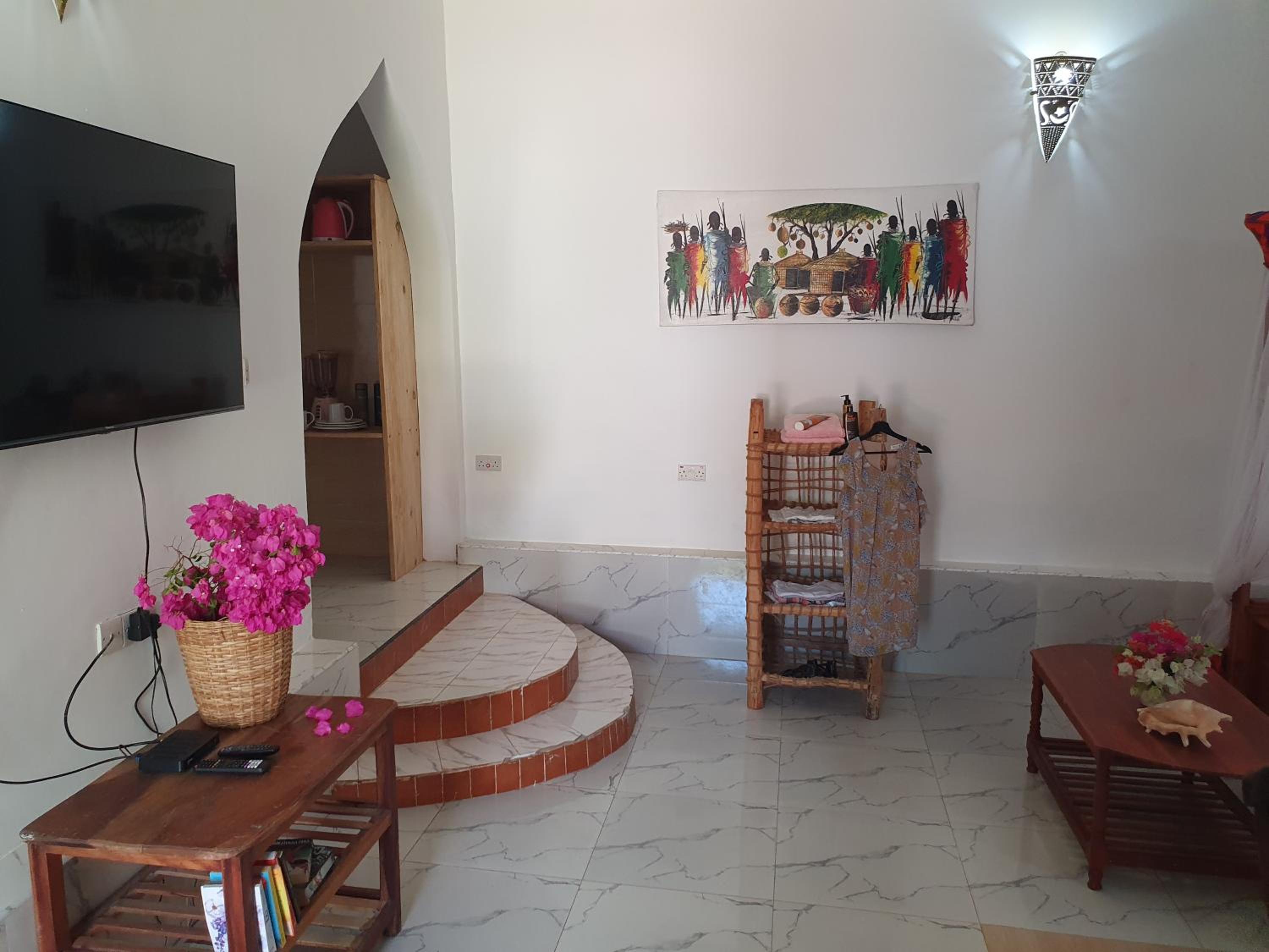 Superior Family Room - Photo 68