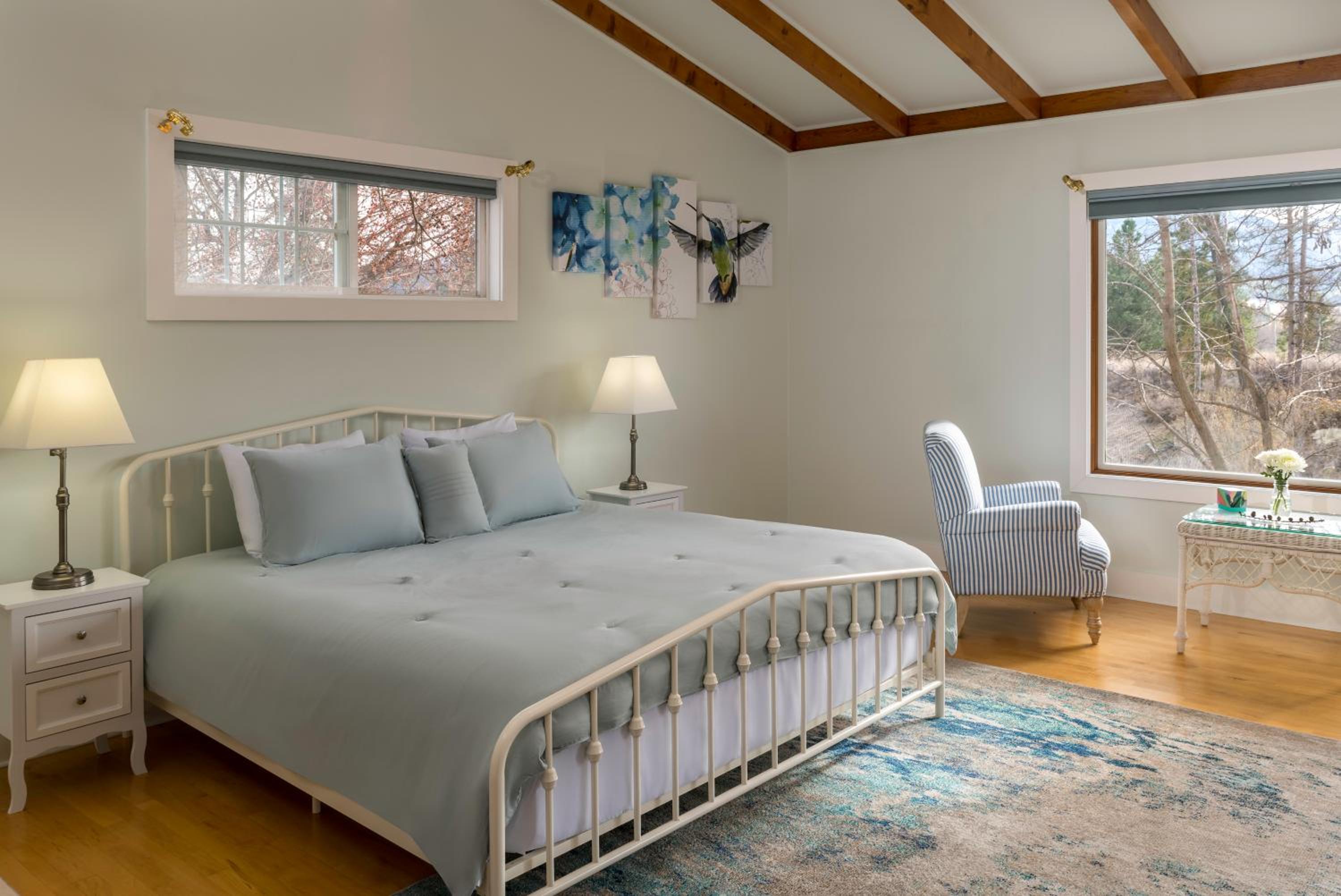 King Suite with Balcony photo 2