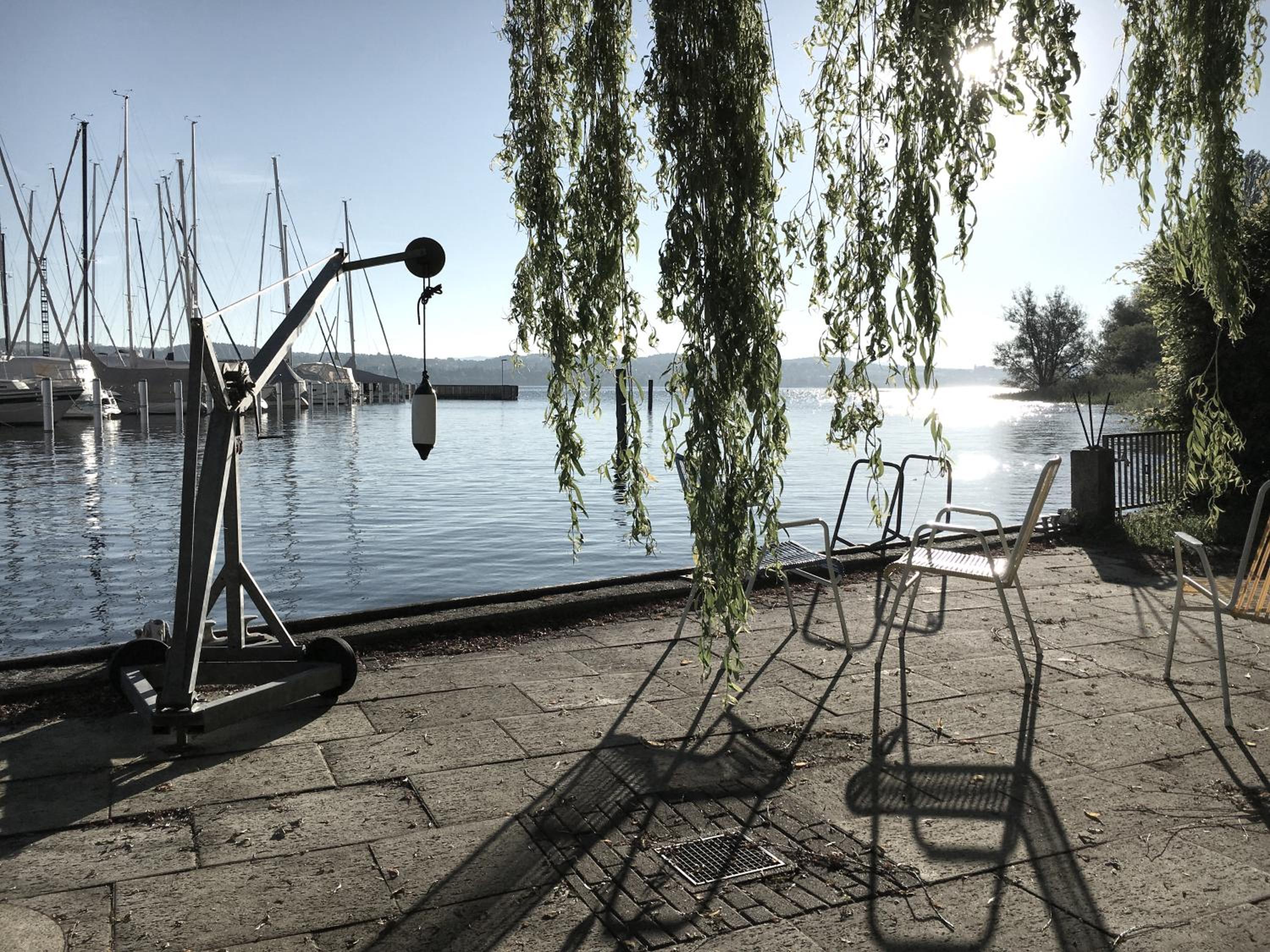 Apartment with lake access photo 3