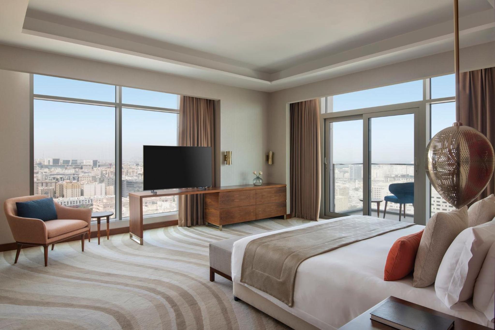 One-Bedroom Suite - High Floor - Photo 4