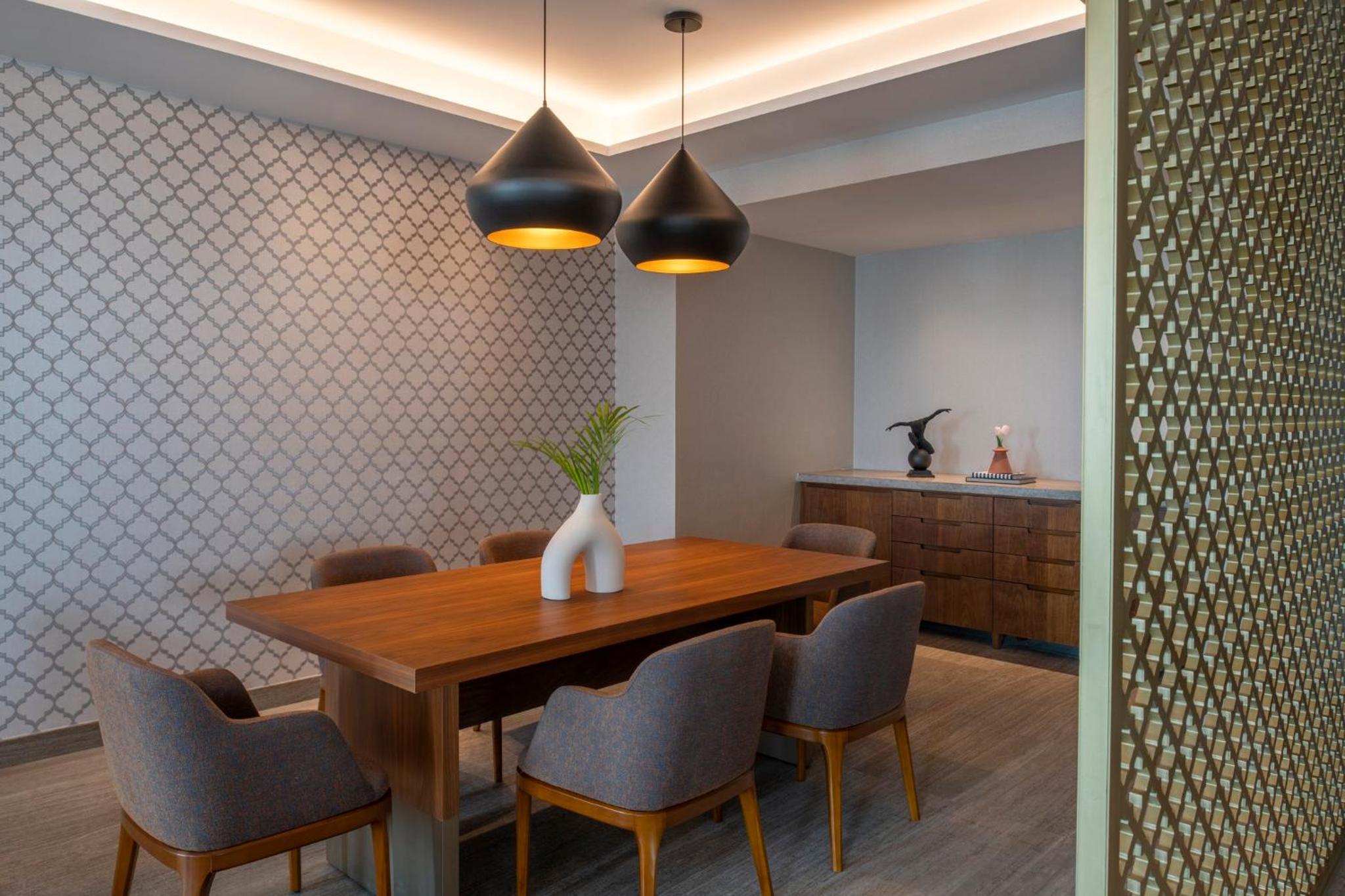 One-Bedroom Suite - High Floor - Photo 3