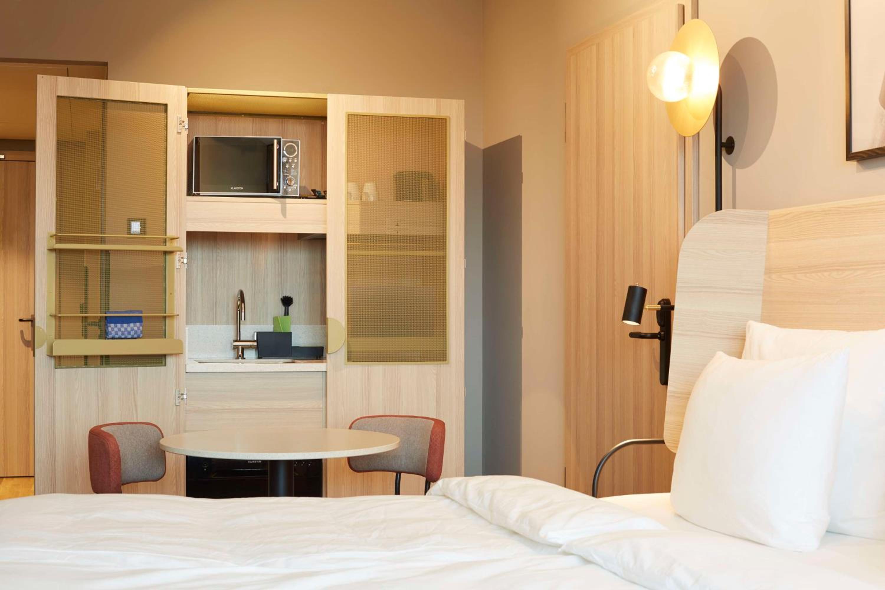 Standard Double Room with Kitchenette