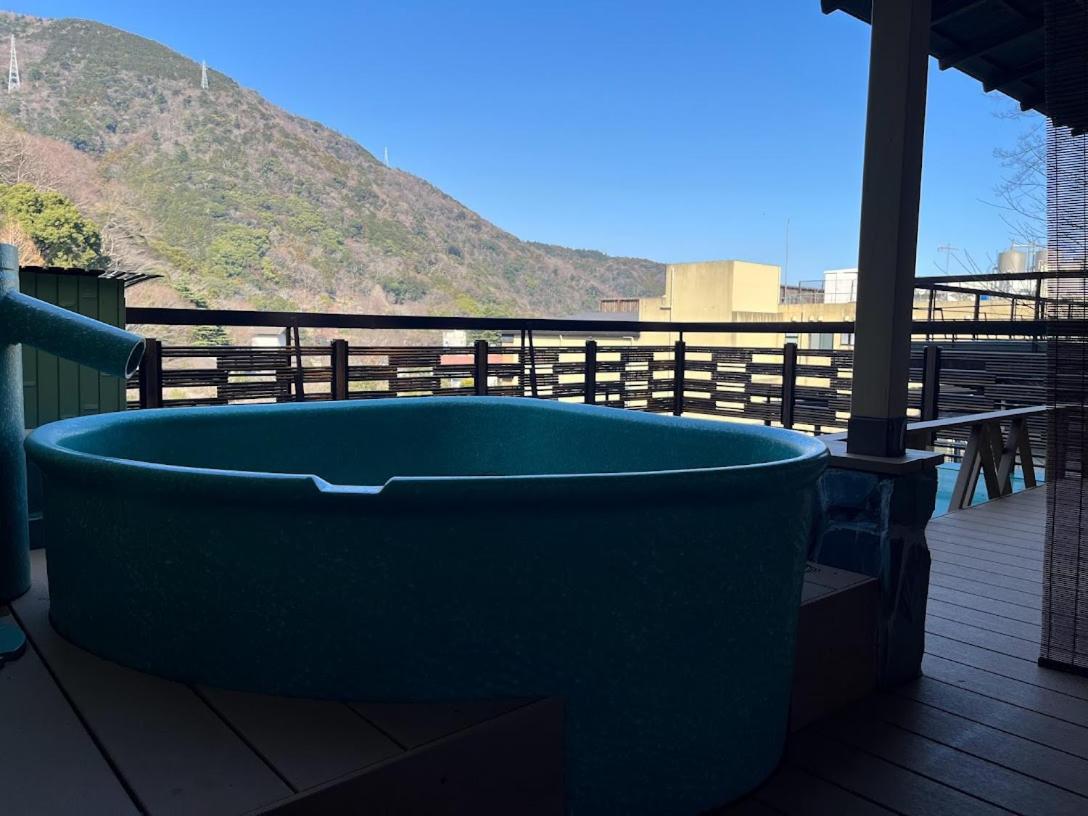 IZUTSU - Japanese-Style Room with Hotspring Open Air Bath