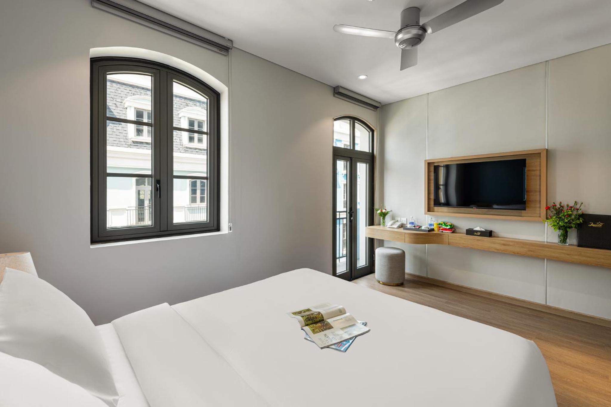Deluxe Double Room photo 3