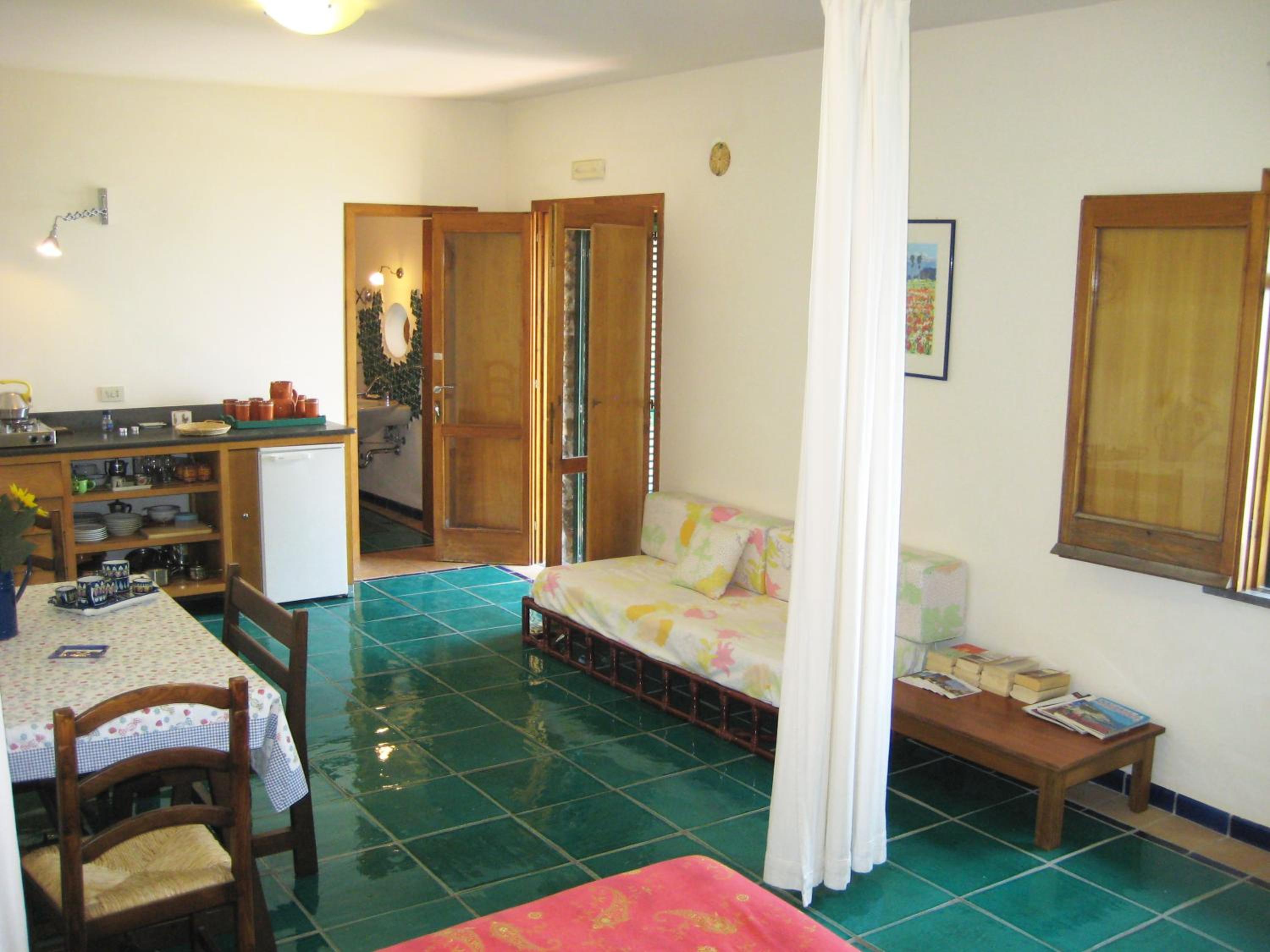 Apartment with Sea View (3 Adults) photo 2