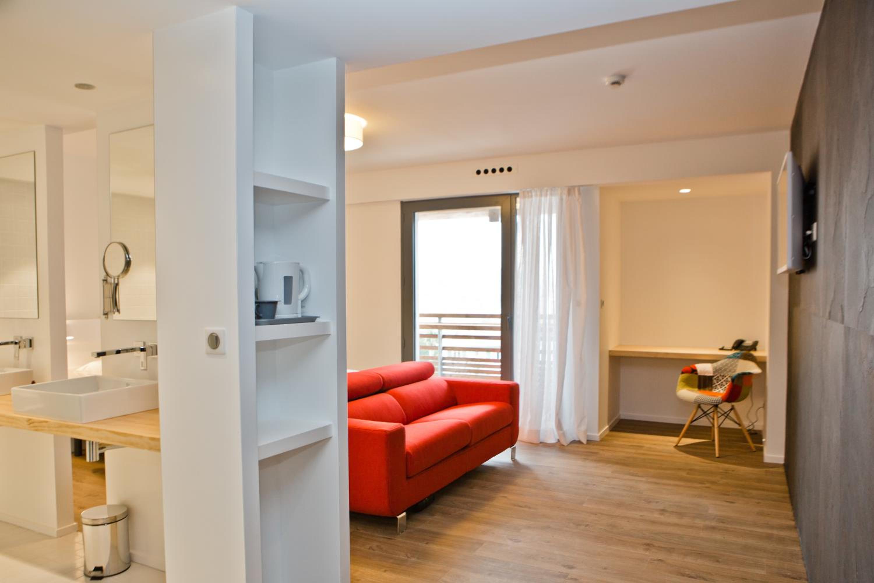 Superior Double Room - Photo 3