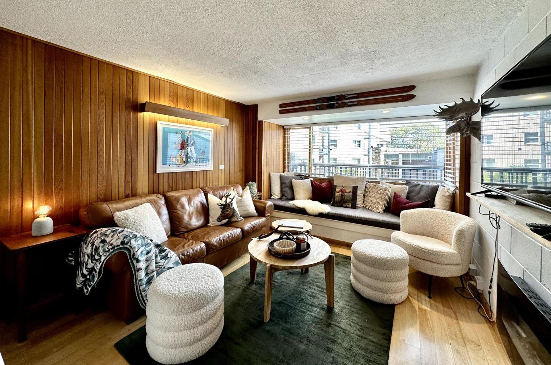 Apartment with Mountain View photo 1
