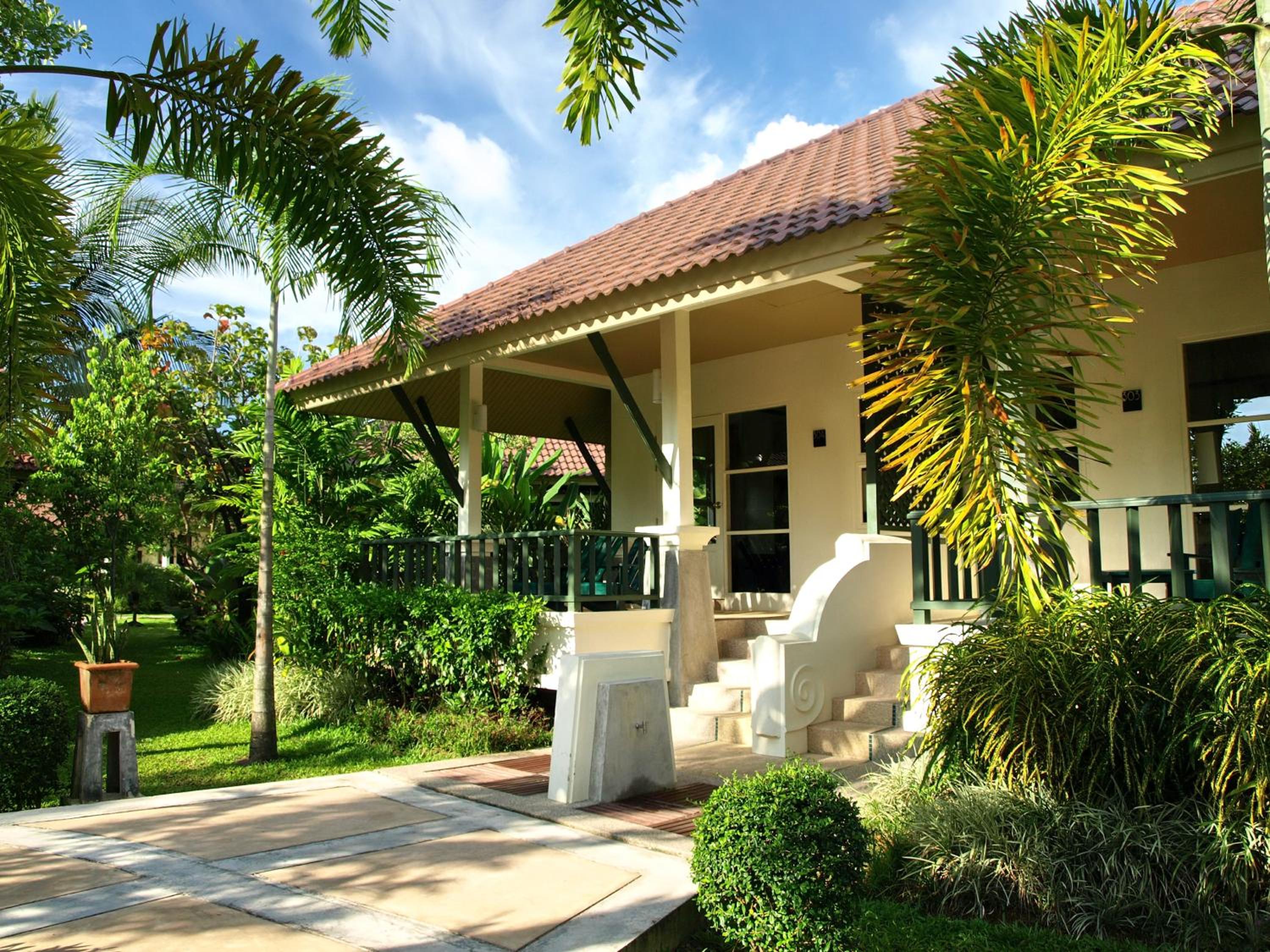 Deluxe Bungalow photo 2