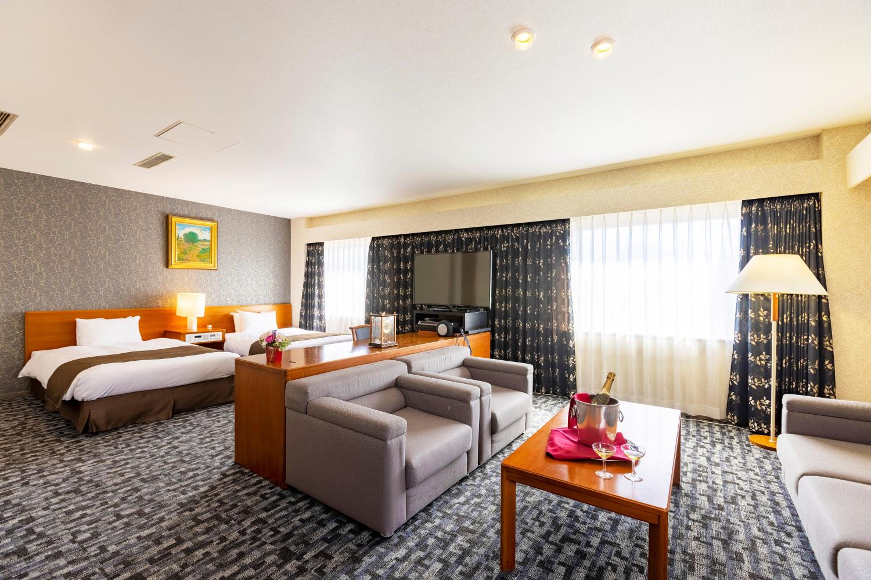 Deluxe Twin Room