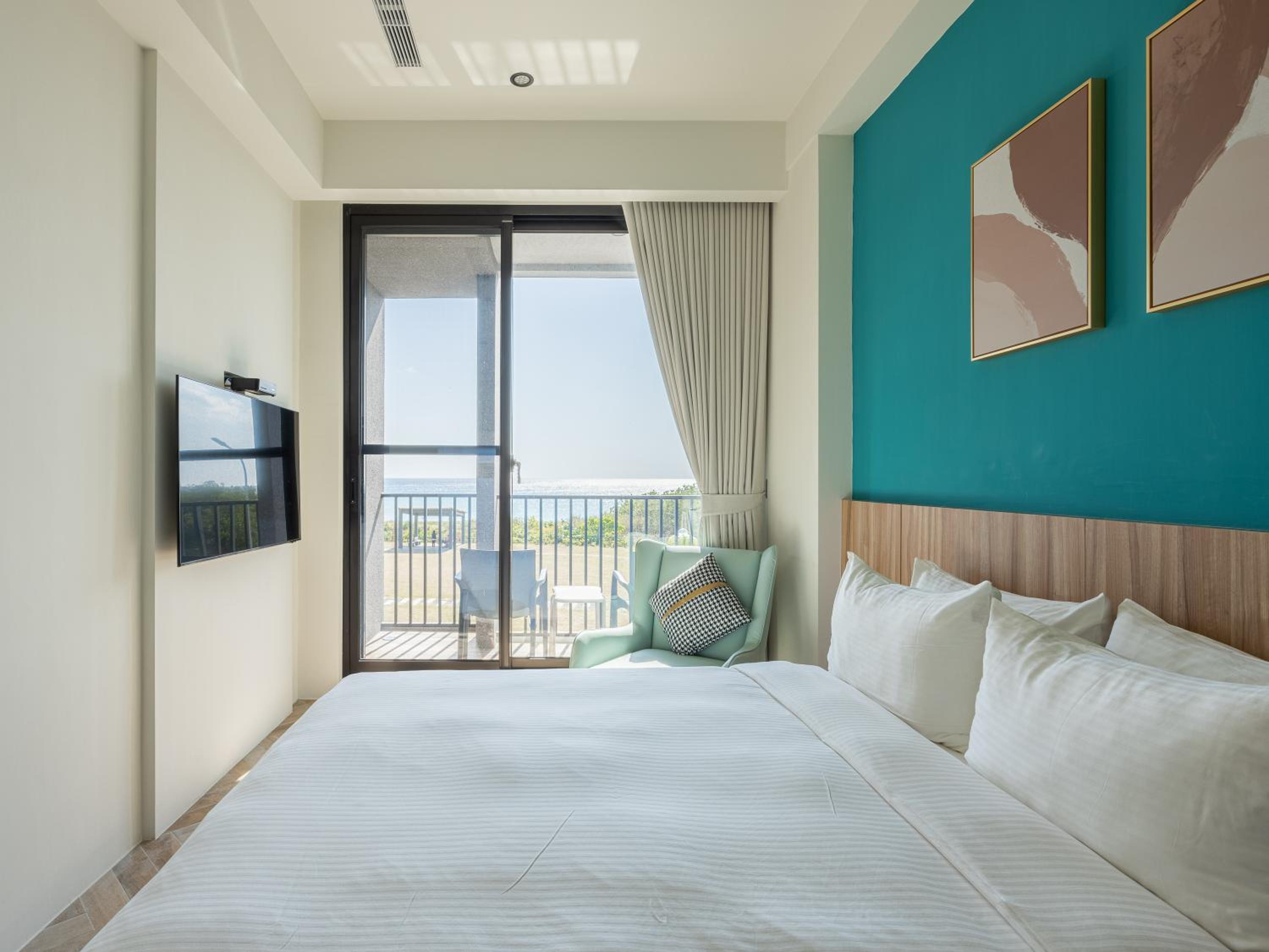 Double Room with Balcony and Sea View photo 2