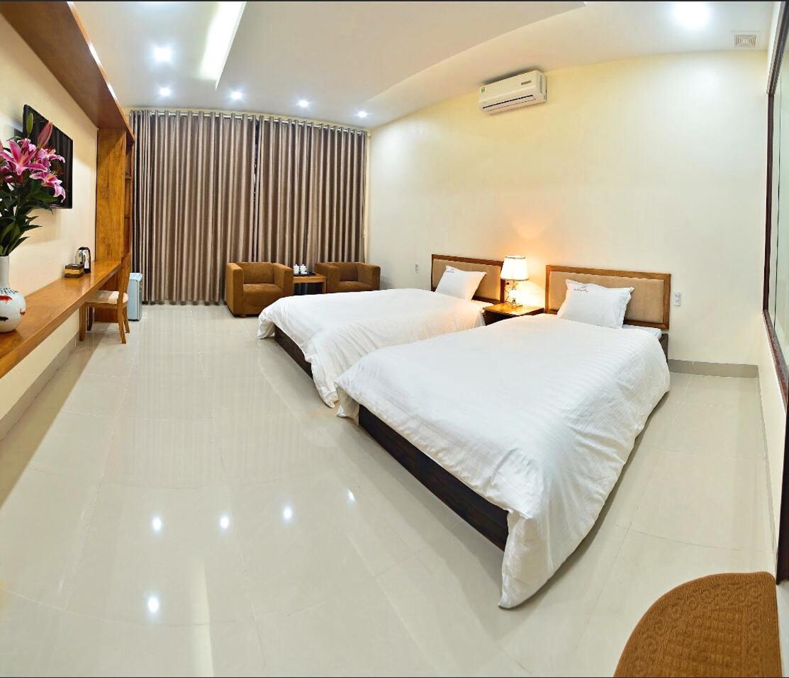 Twin Room with City View photo 2