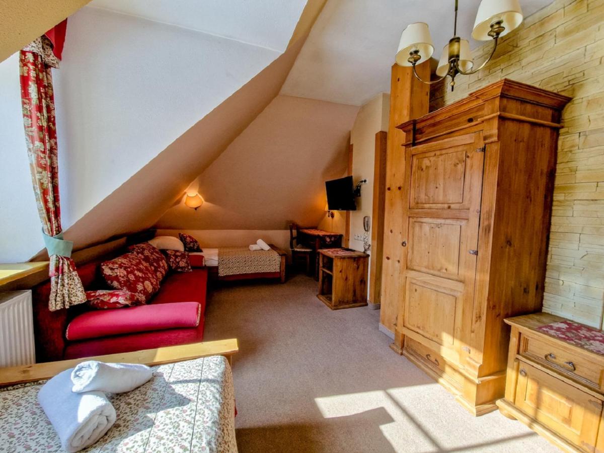 Deluxe Triple Room photo 2