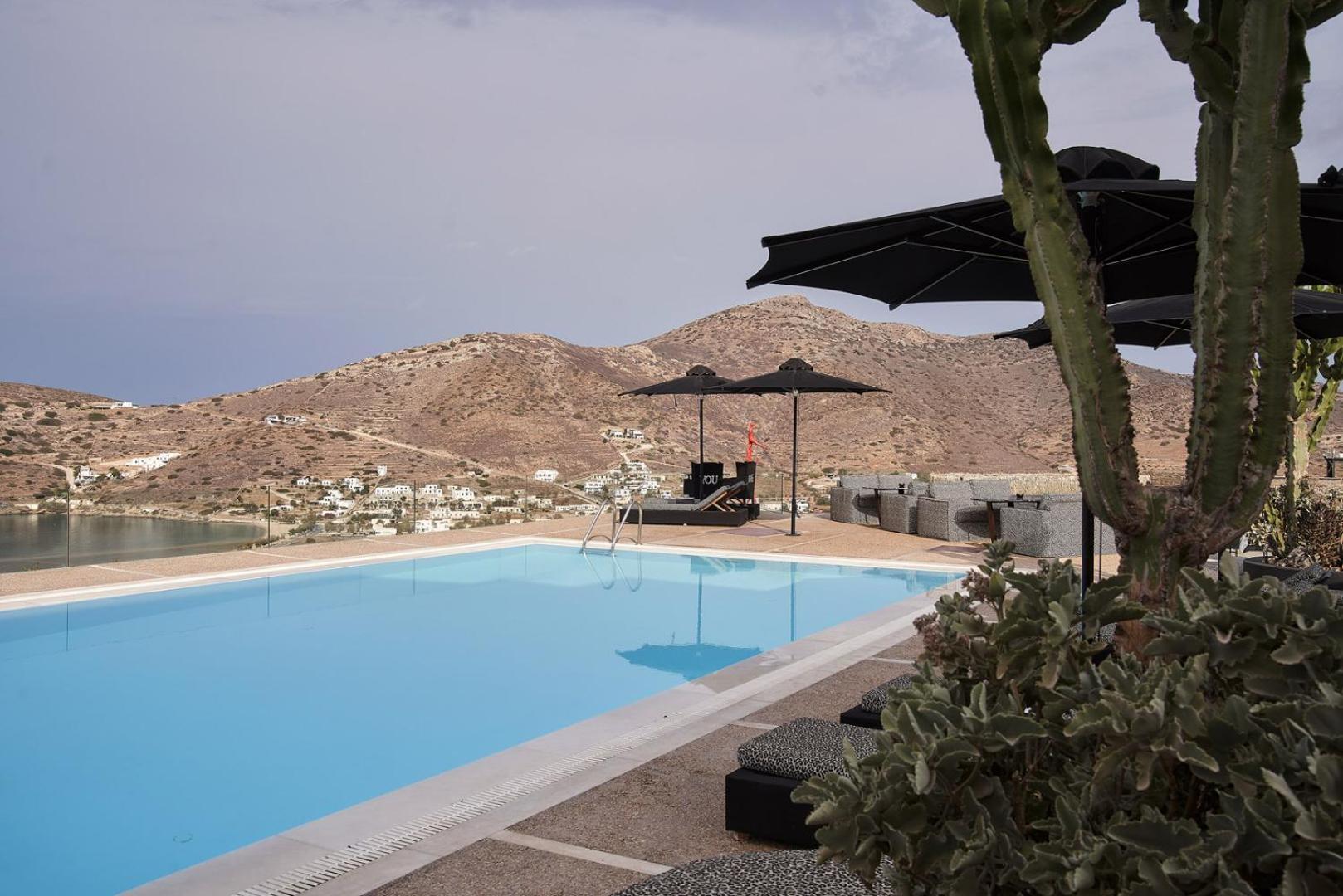 Loft Suite With Sharing Pool - Photo 8