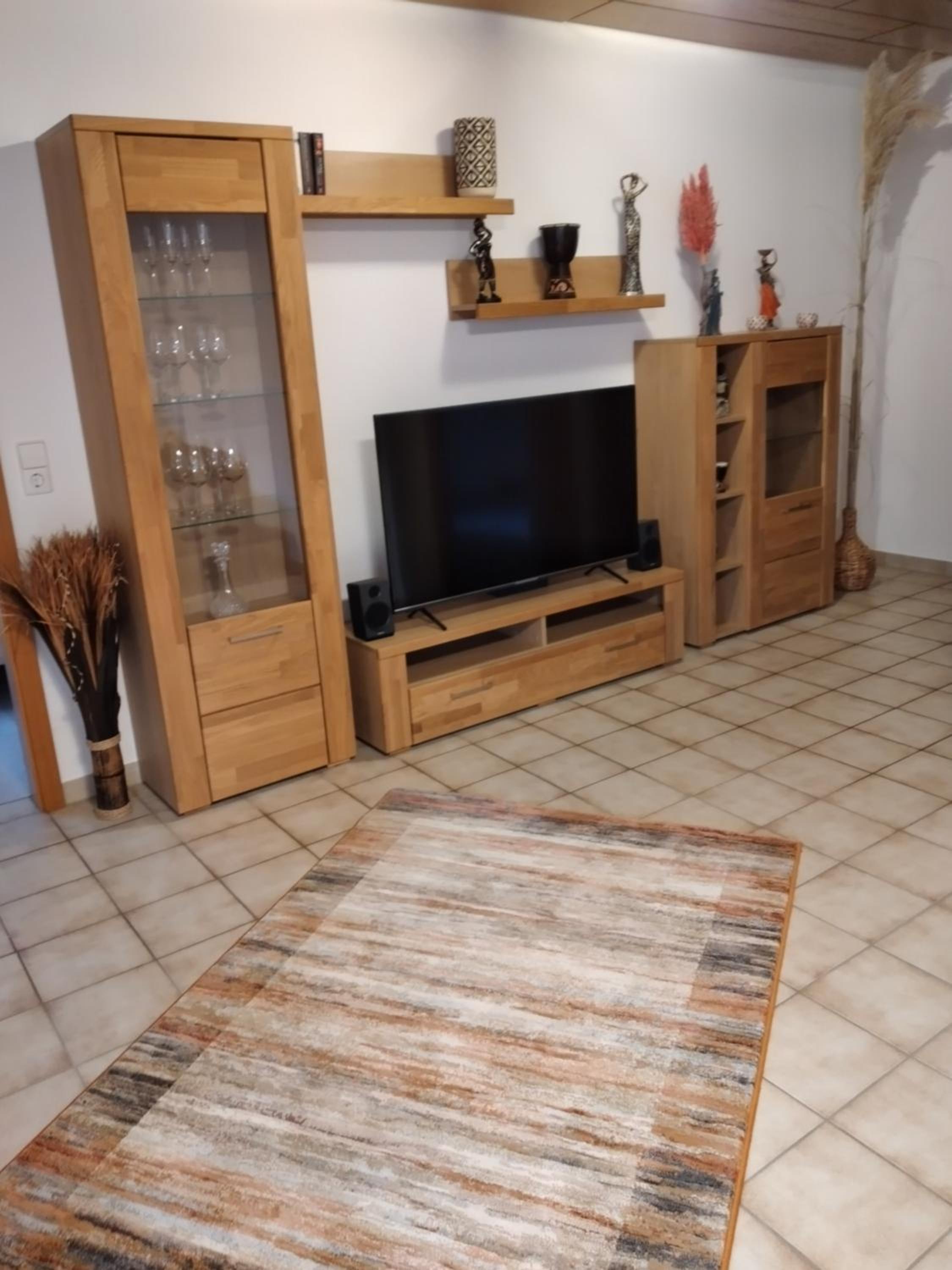 One-Bedroom Apartment with Garden photo 1