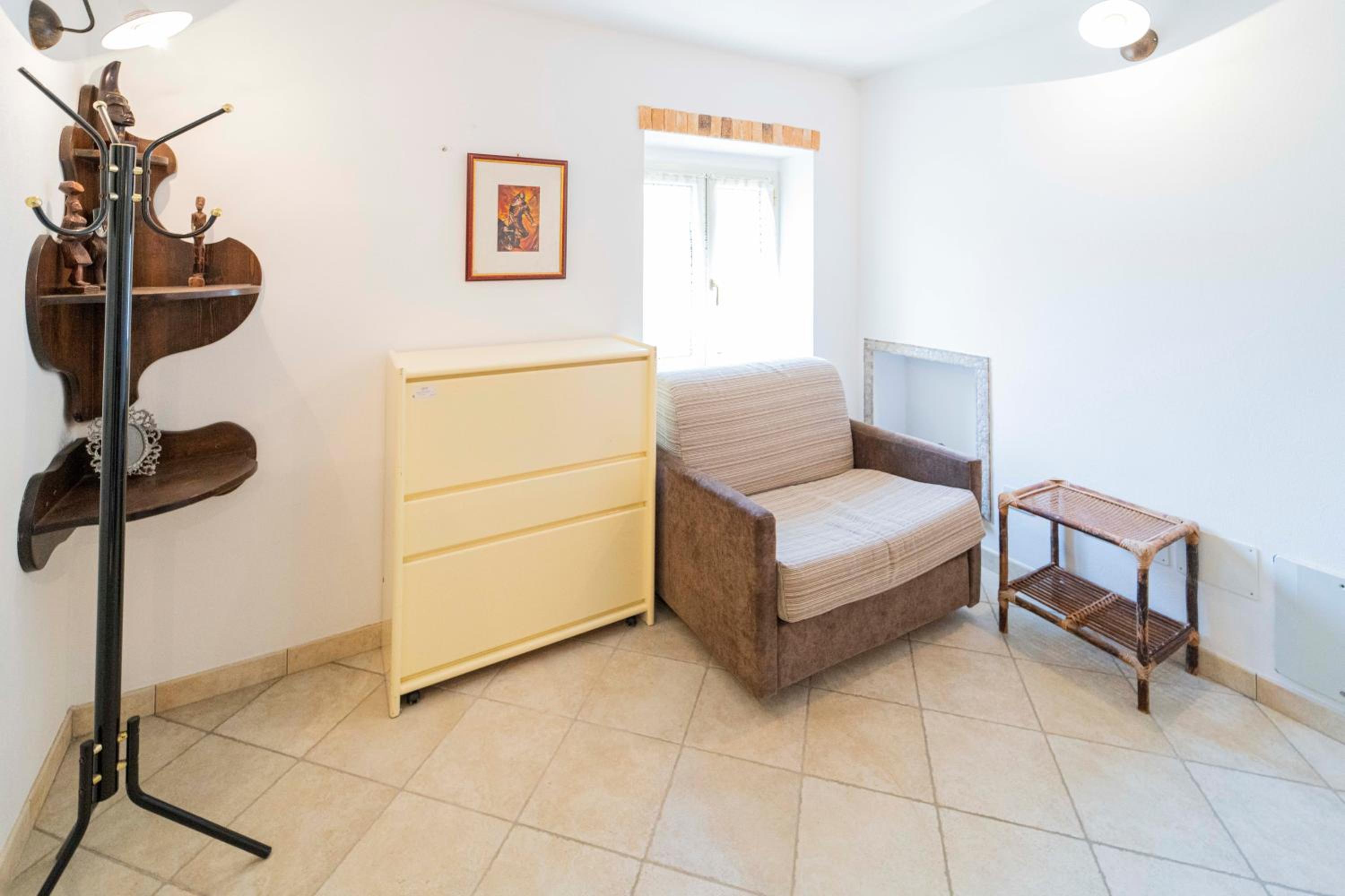Two-Bedroom House photo 3