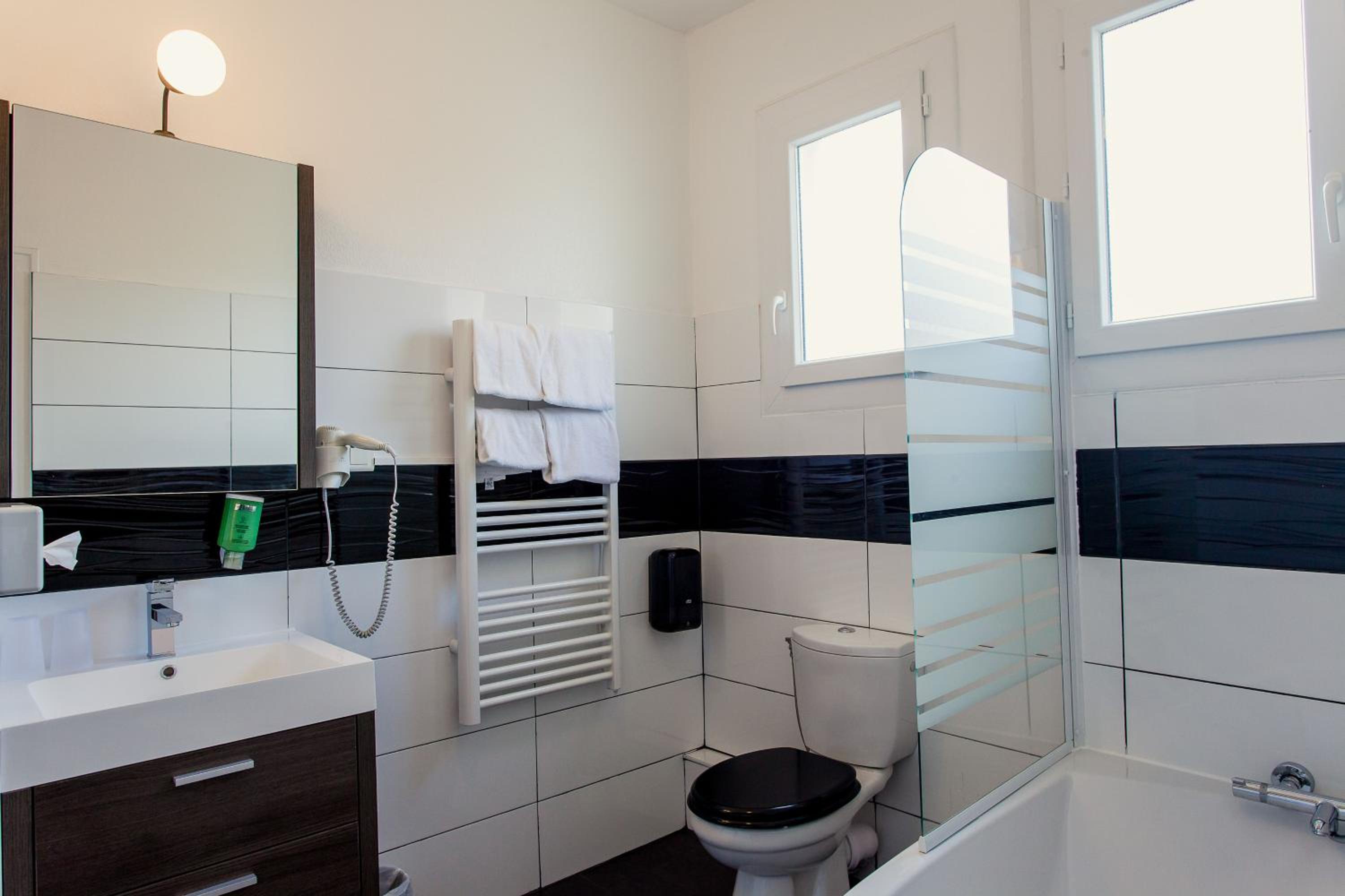 Comfort Double Room - Photo 8