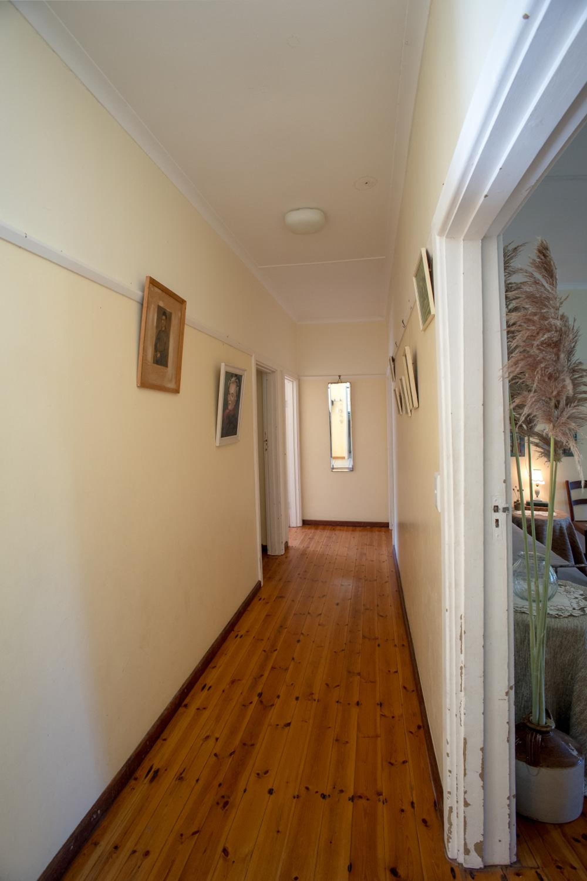 Four-Bedroom House photo 2