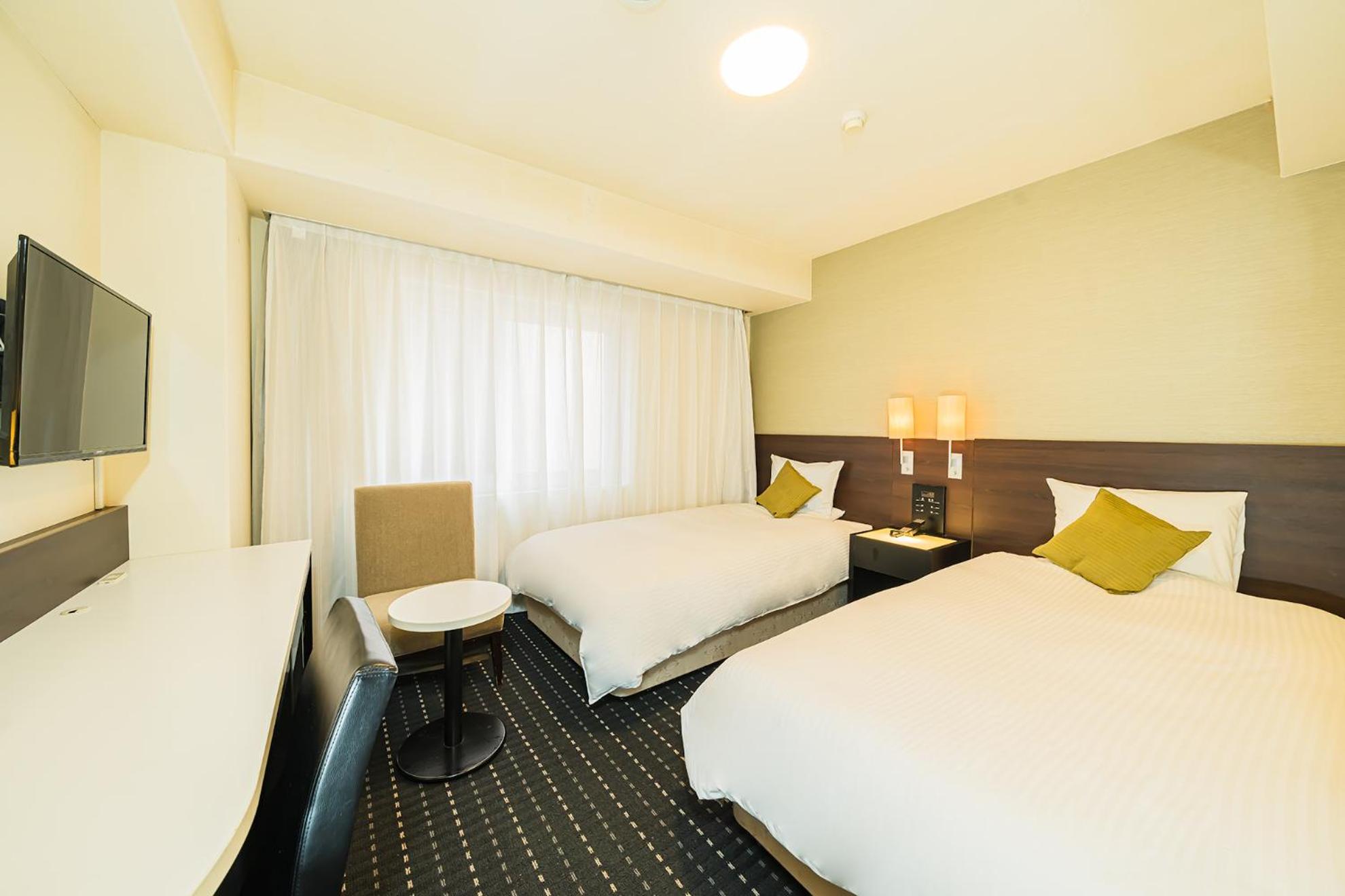 Twin Room - Non-Smoking
