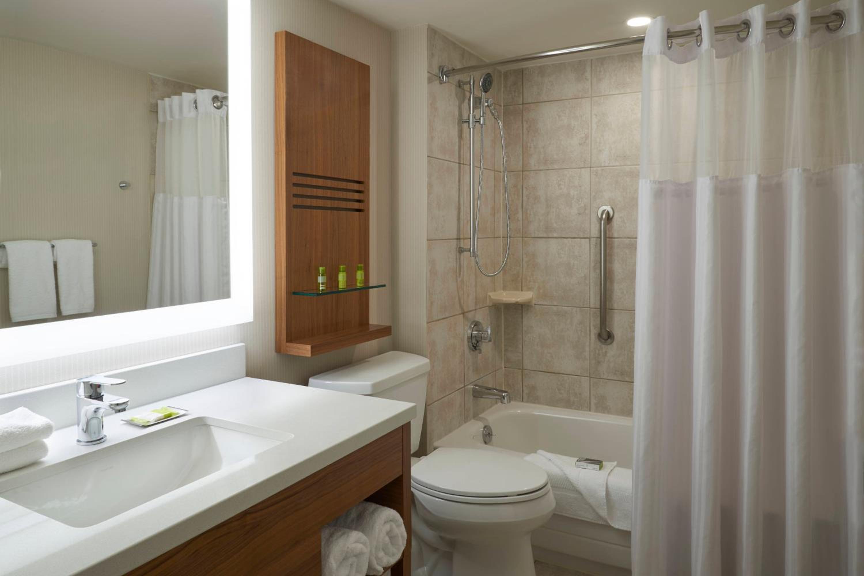 Queen Room - Photo 5