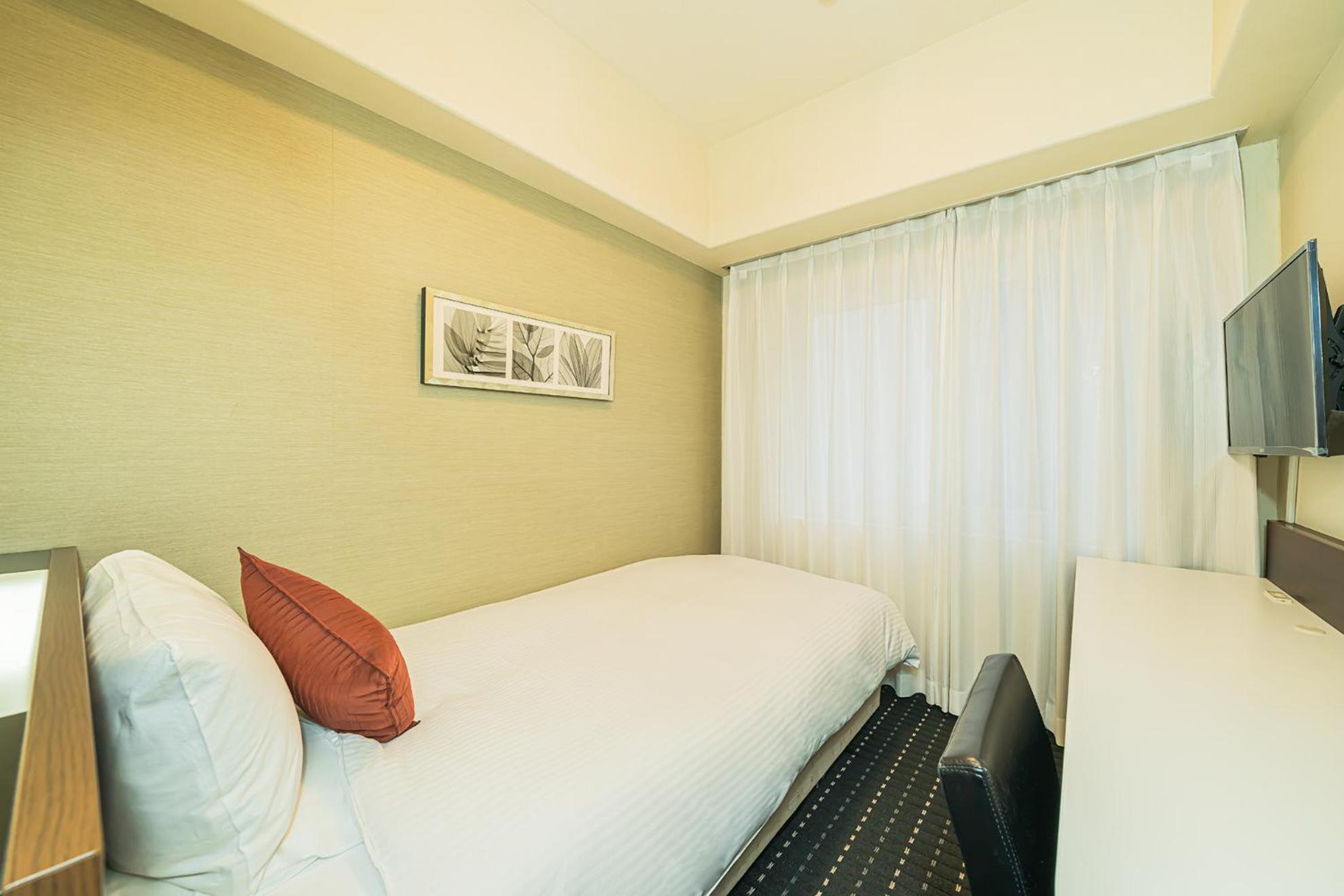 Single Room - Non-Smoking photo 2