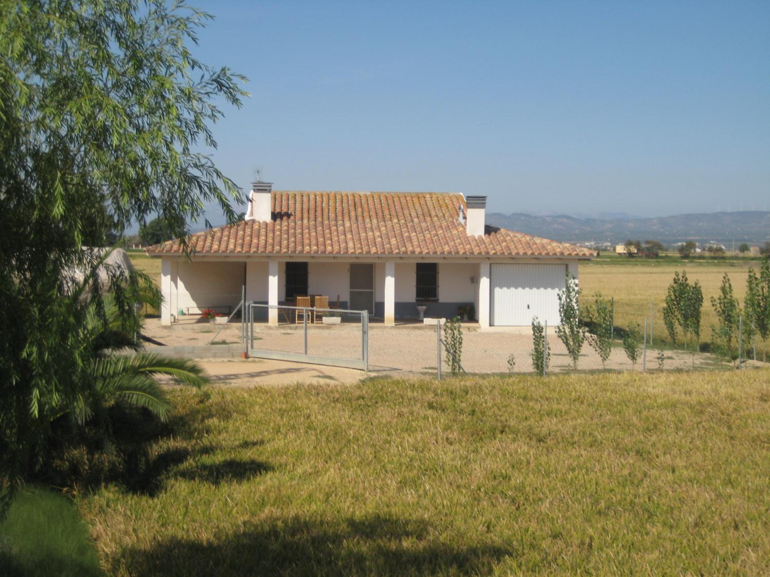 Casa de cuatro habitaciones